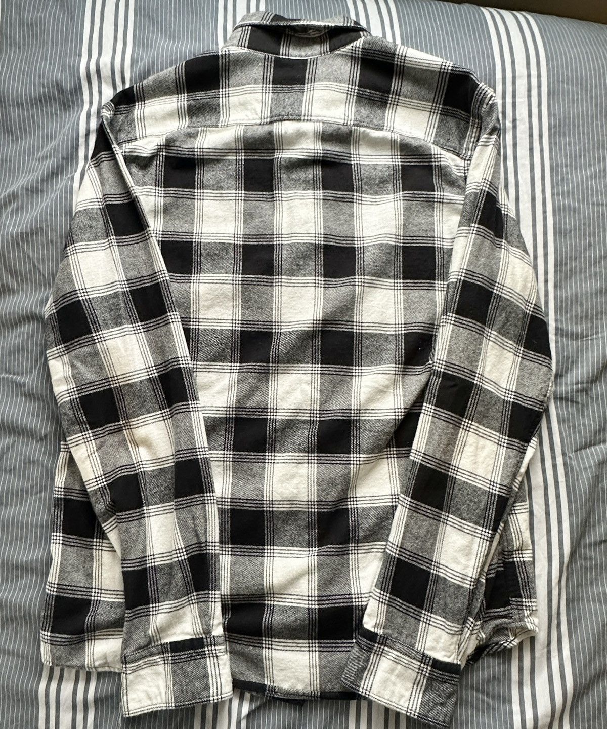 Gap Black and White Gap Flannel Size US M / EU 48-50 / 2 - 4 Thumbnail