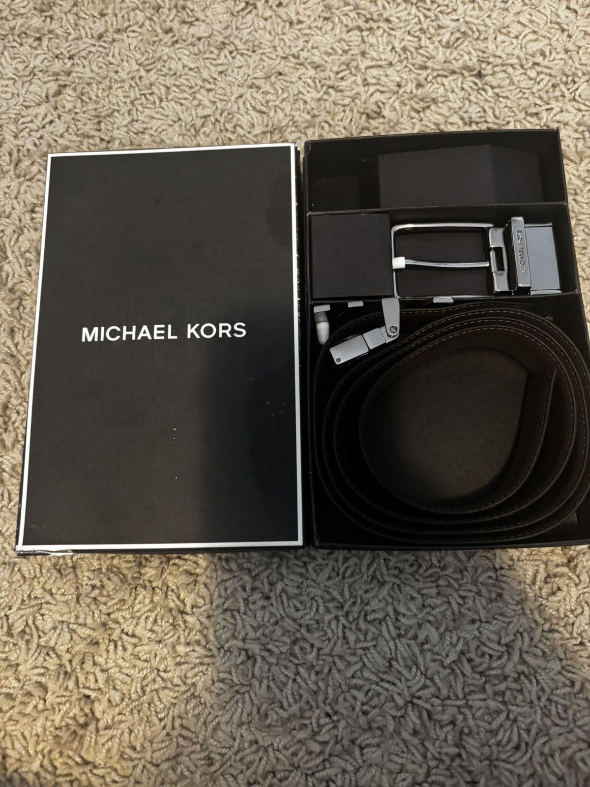 Michael Kors Michael Kors Belt Size 28 - 1 Thumbnail
