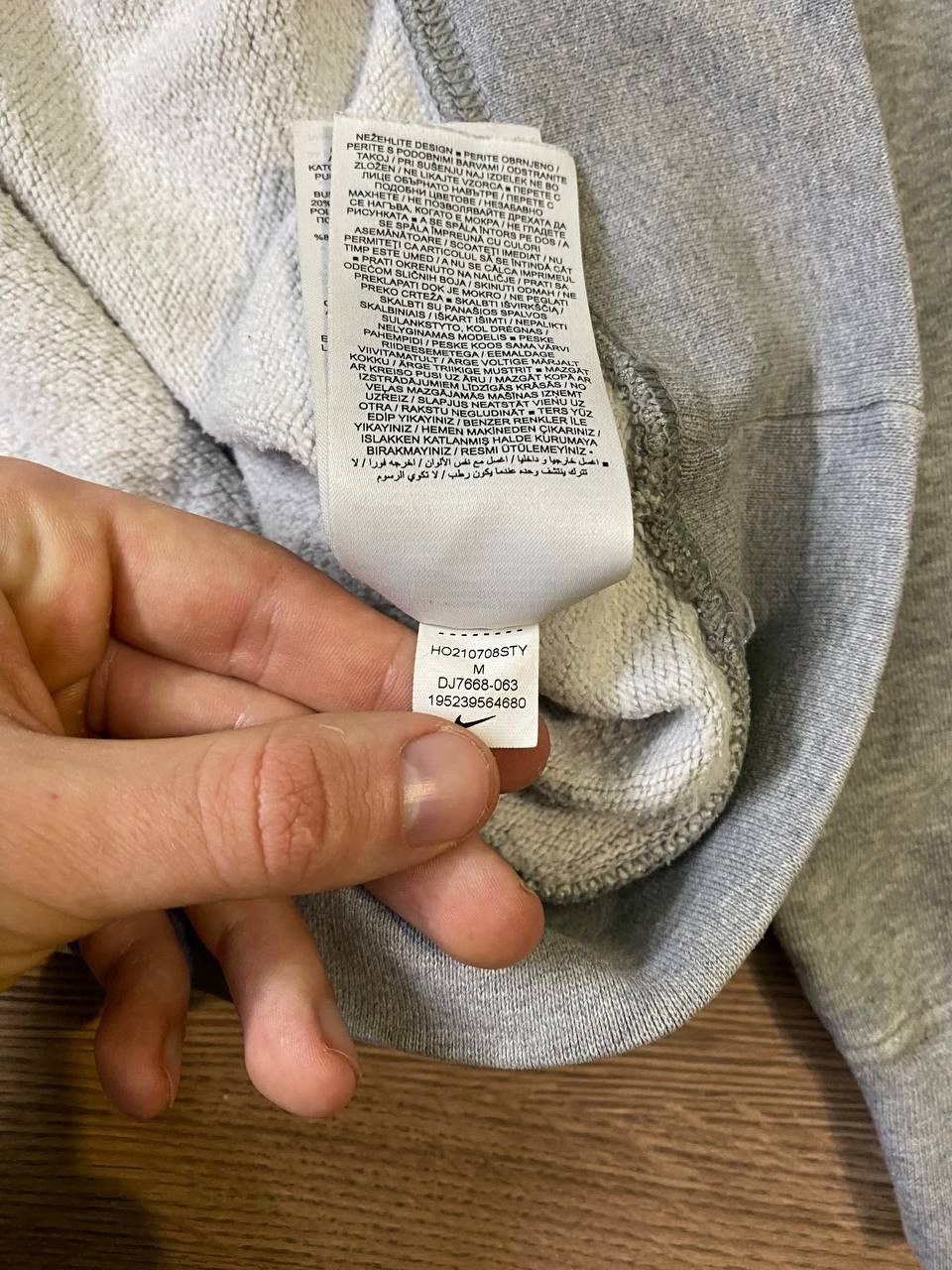 Nike × Vintage Vintage Nike Centre Swoosh Oversized Grey Hoodie Size M Size M / US 6-8 / IT 42-44 - 7 Thumbnail