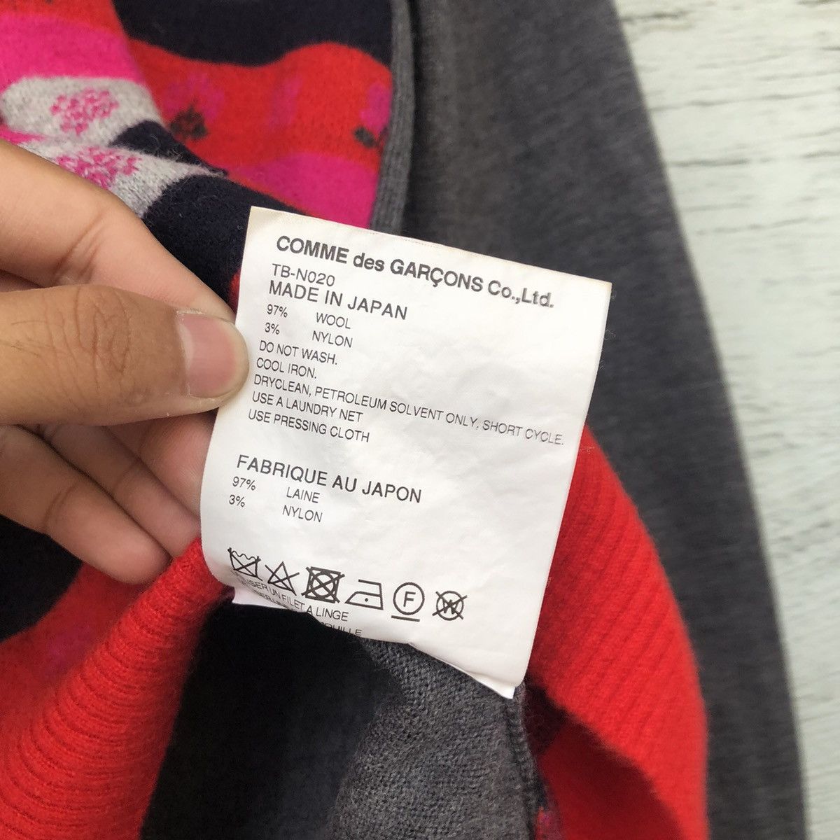 Tricot Comme des Garcons Tricot Comme Des Garcons Reverse Floral Cardigan Wool AD2018 Size S / US 4 / IT 40 - 5 Thumbnail