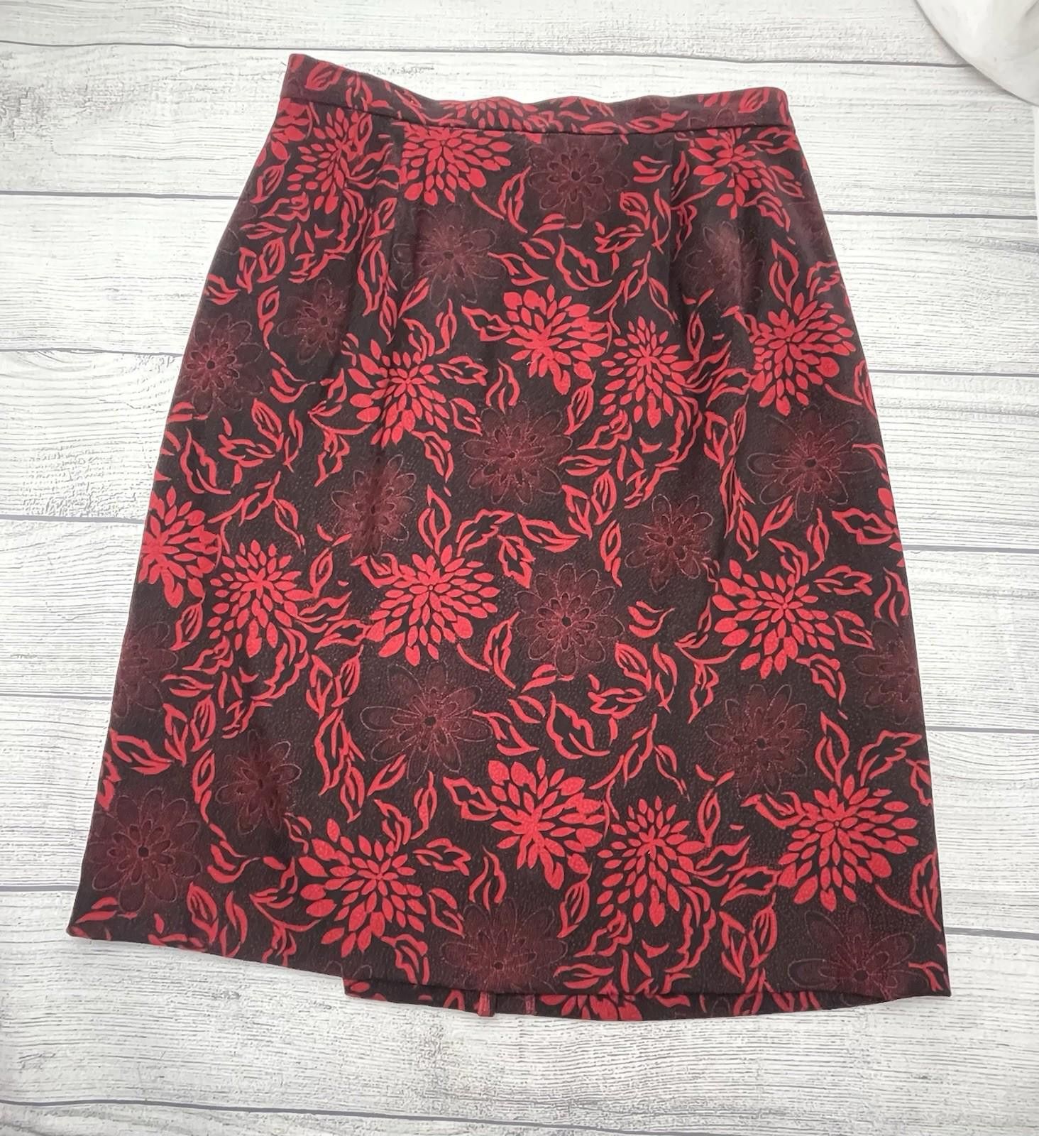 Other VTG Sag Harbor Women Maxi Skirt Black Red Floral 10P Size 32" / US 10 / IT 46 - 1 Thumbnail
