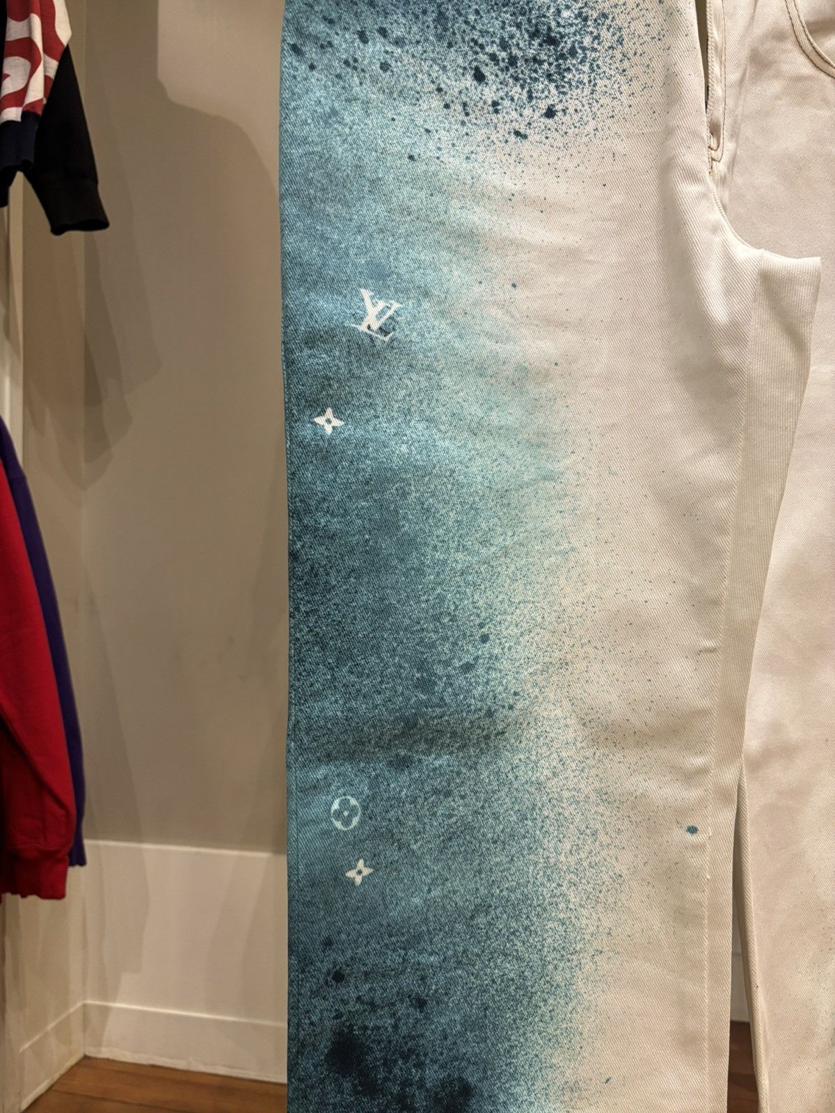 Louis Vuitton LV Spray Denim Size US 34 / EU 50 - 3 Thumbnail