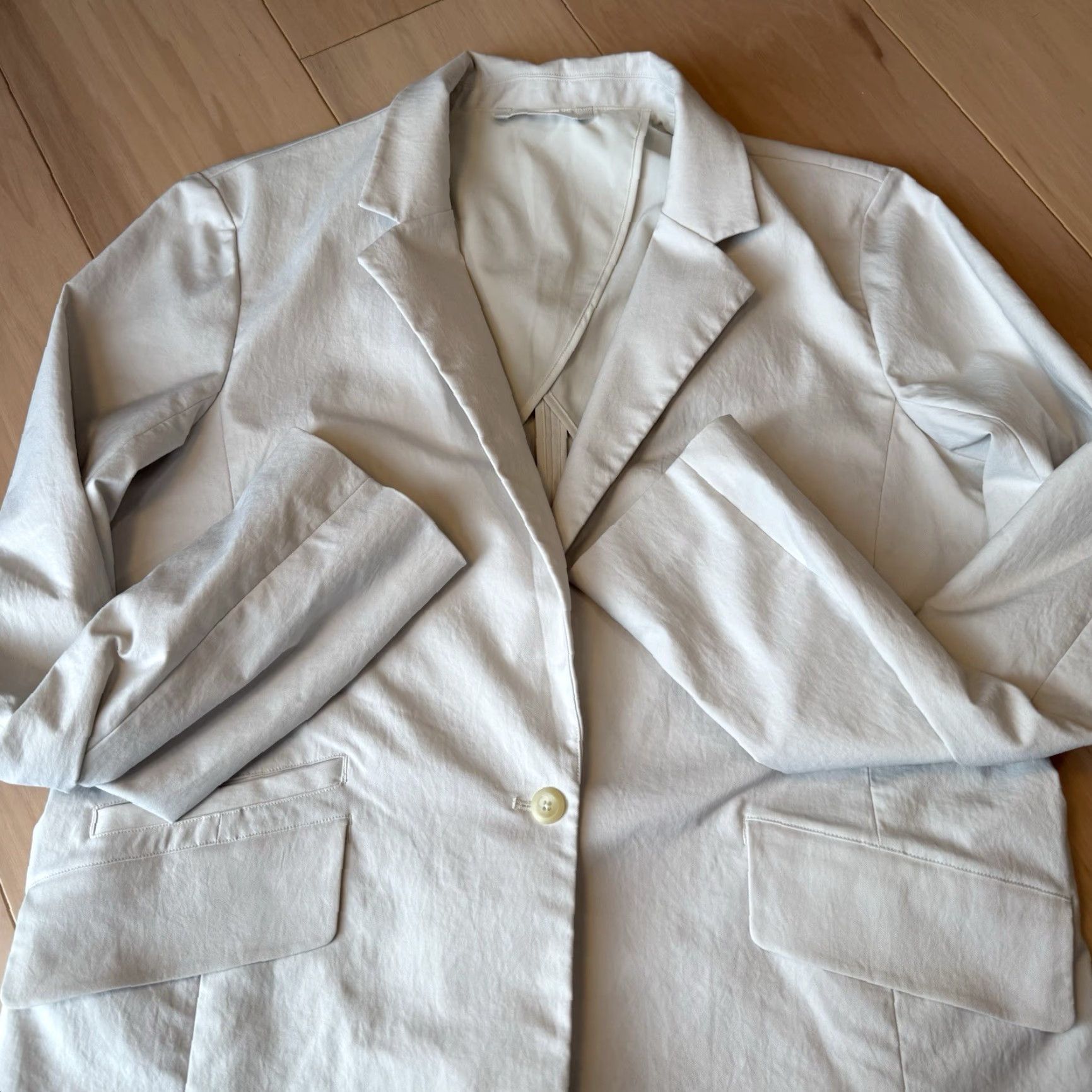 Lululemon Lululemon Relaxed Fit Twill Single Button Blazer Women's Medium Ivory Blazer, Lululemon, Blazer, Women's, Medium, Ivory Size M / US 6-8 / IT 42-44 - 5 Thumbnail