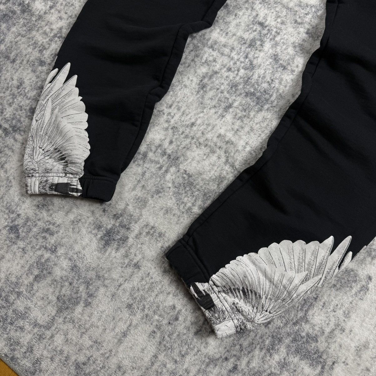 Marcelo Burlon Marcelo Burlo White Wings Track ‘Black’ Sweatpants Size US 36 / EU 52 - 2 Thumbnail