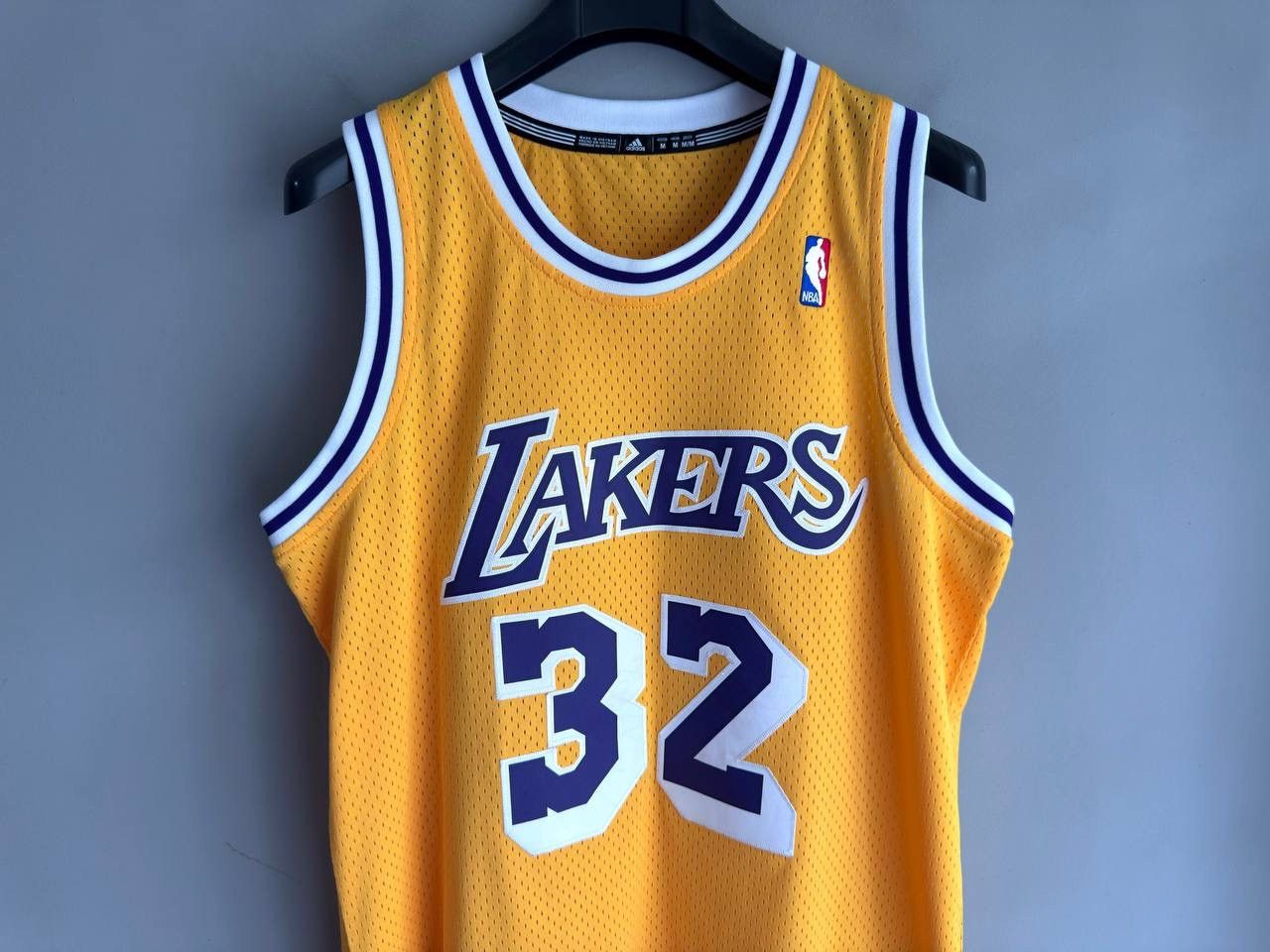 Adidas Adidas L. A. Lakers NBA Basketball Jersey #32 JOHNSON Size M Size US M / EU 48-50 / 2 - 5 Thumbnail