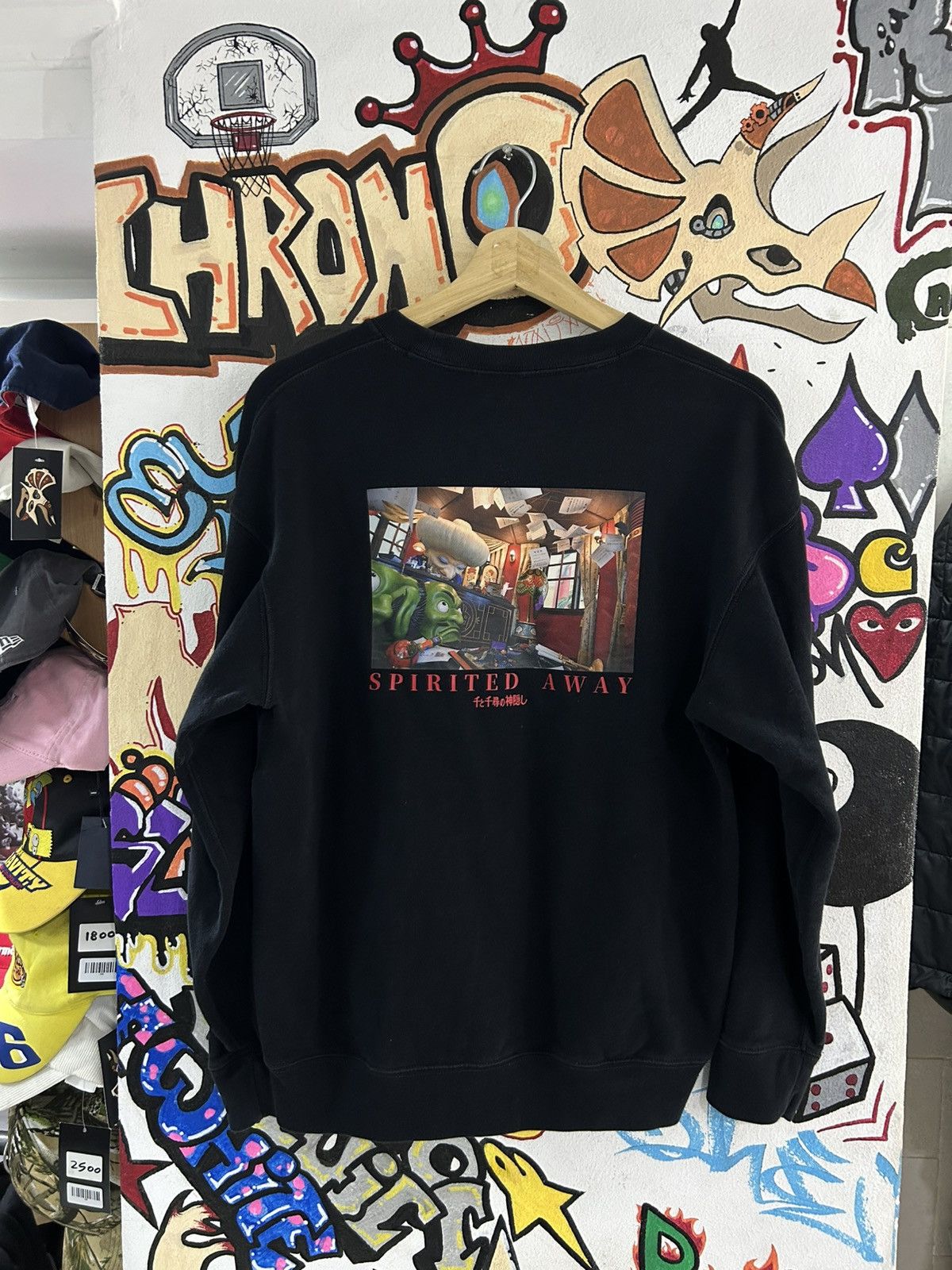 Uniqlo Spirited Away Uniqlo sweater Size US S / EU 44-46 / 1 - 1 Thumbnail