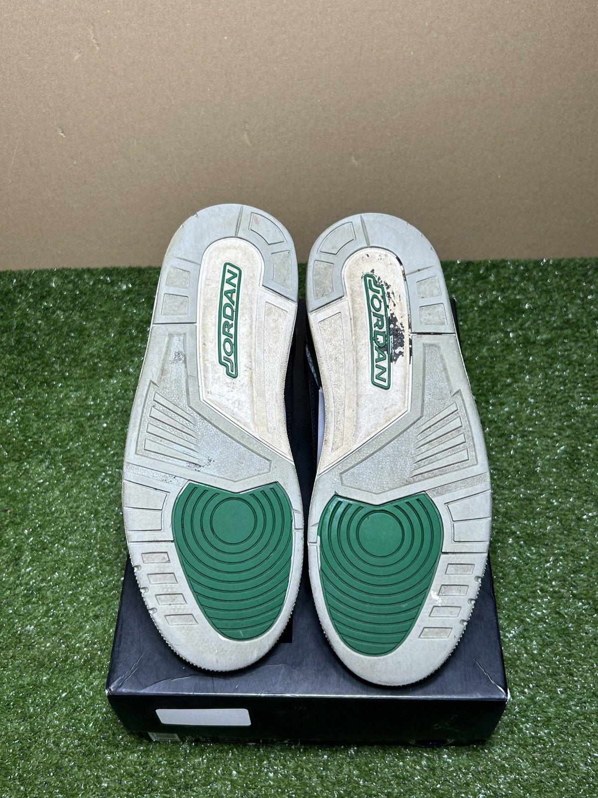 Jordan Brand Jordan 3 Pine Green Size US 8.5 / EU 41-42 - 9 Thumbnail