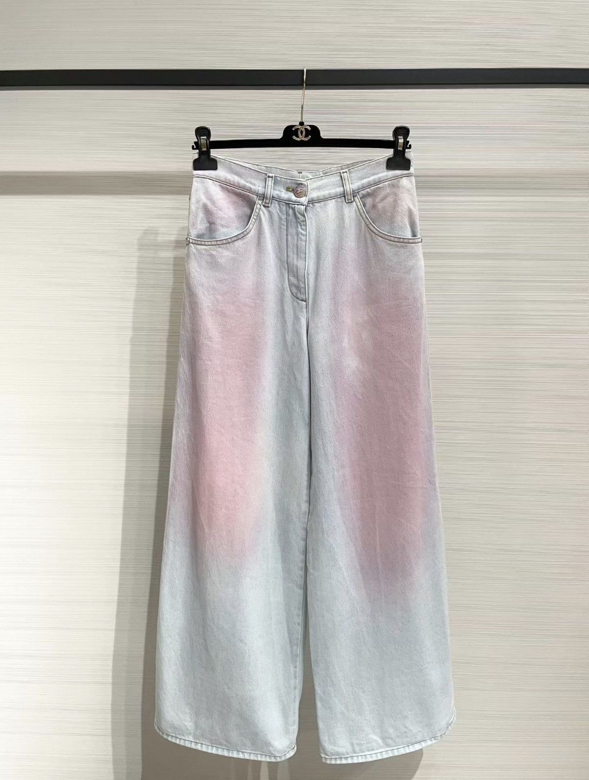 Chanel Chanel F36 24C Collection Tie-Dye Wide-Leg Jeans J33 Size 25" / US 0 / IT 36 - 1 Thumbnail
