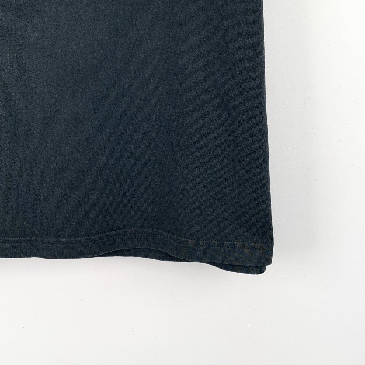 Louis Vuitton Louis Vuitton 24 Black Manual Cotton Crew Neck T-Shirt K26WX Size US XL / EU 56 / 4 - 3 Thumbnail