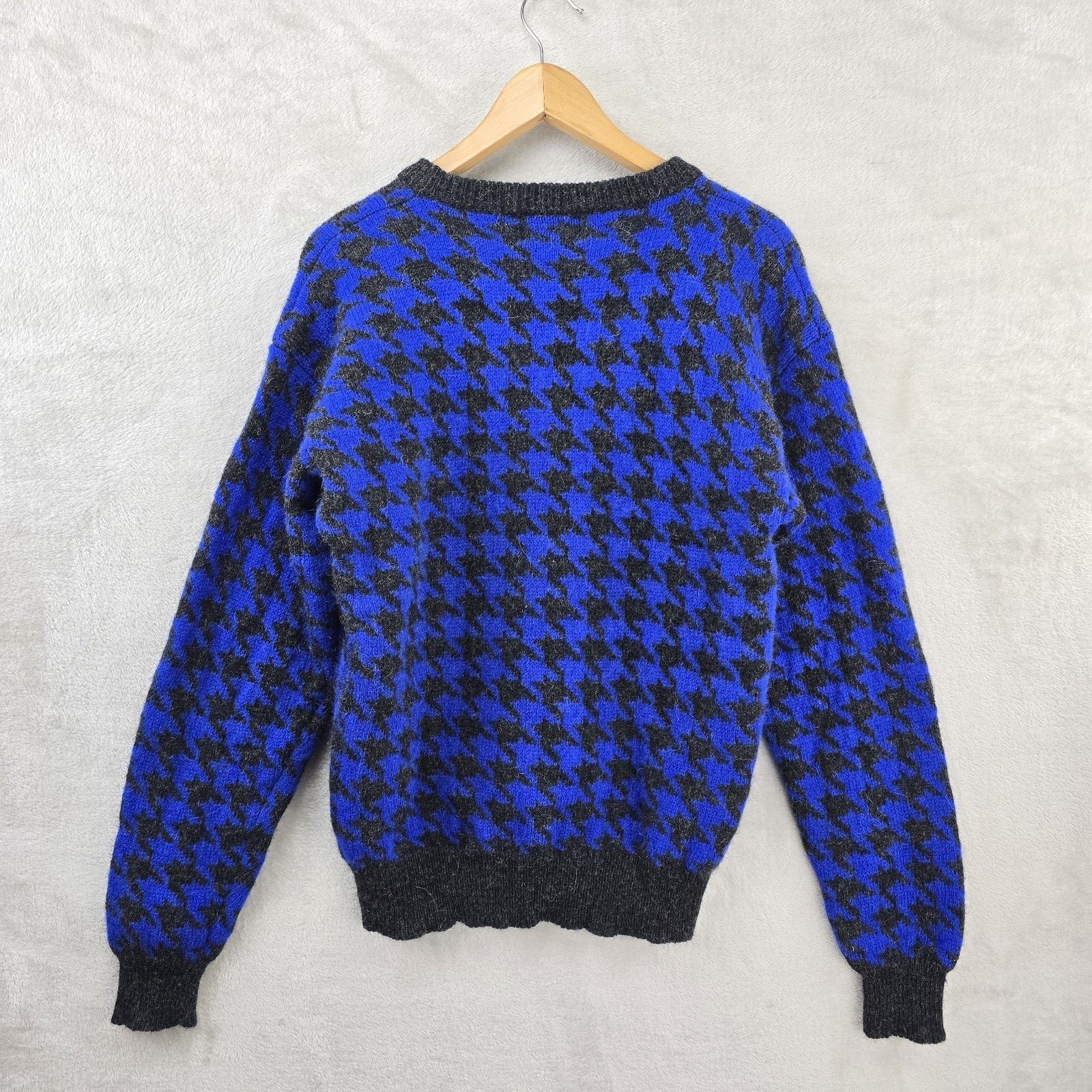 Neiman Marcus Vintage Neiman Marcus Houndstooth Wool Sweater Medium Size M / US 6-8 / IT 42-44 - 5 Thumbnail