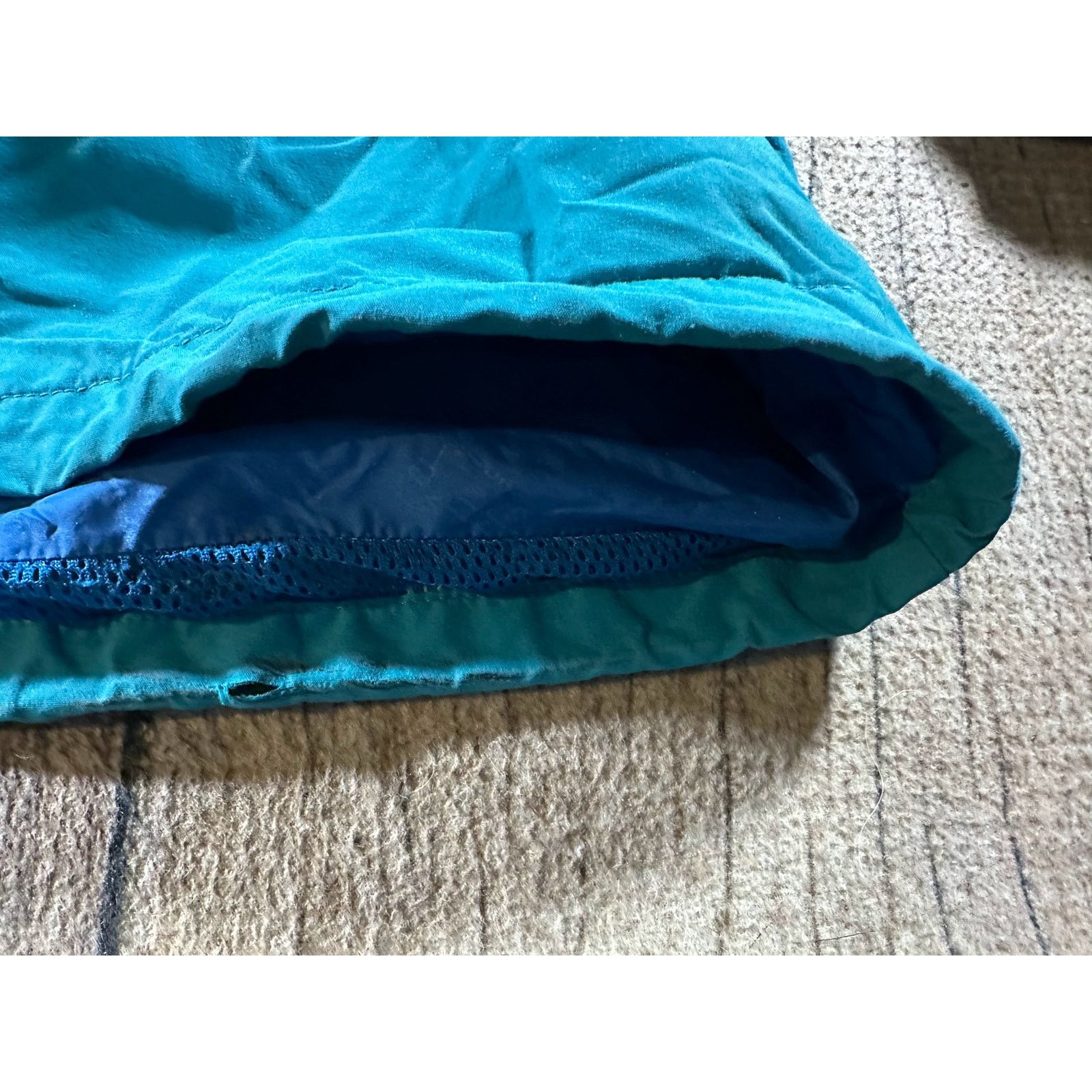 Patagonia Vintage Patagonia Jacket Men XL Teal Blue Hooded Windbreaker Size US XL / EU 56 / 4 - 8 Thumbnail