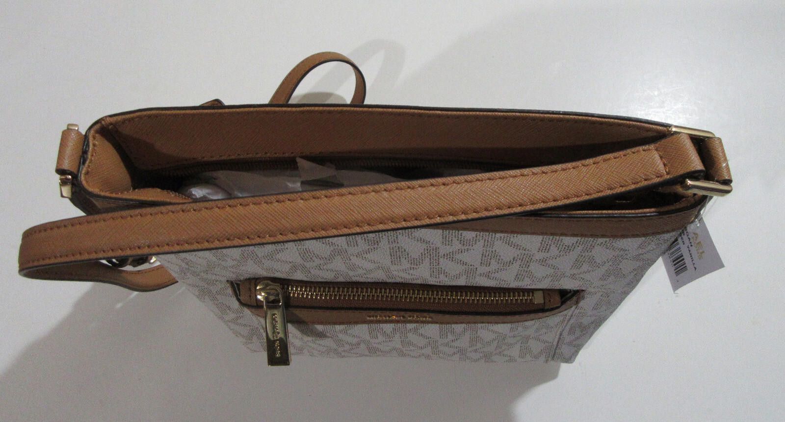 Michael Kors Michael Kors Morgan Medium Messenger Crossbody Bag Vanilla Size ONE SIZE - 4 Thumbnail