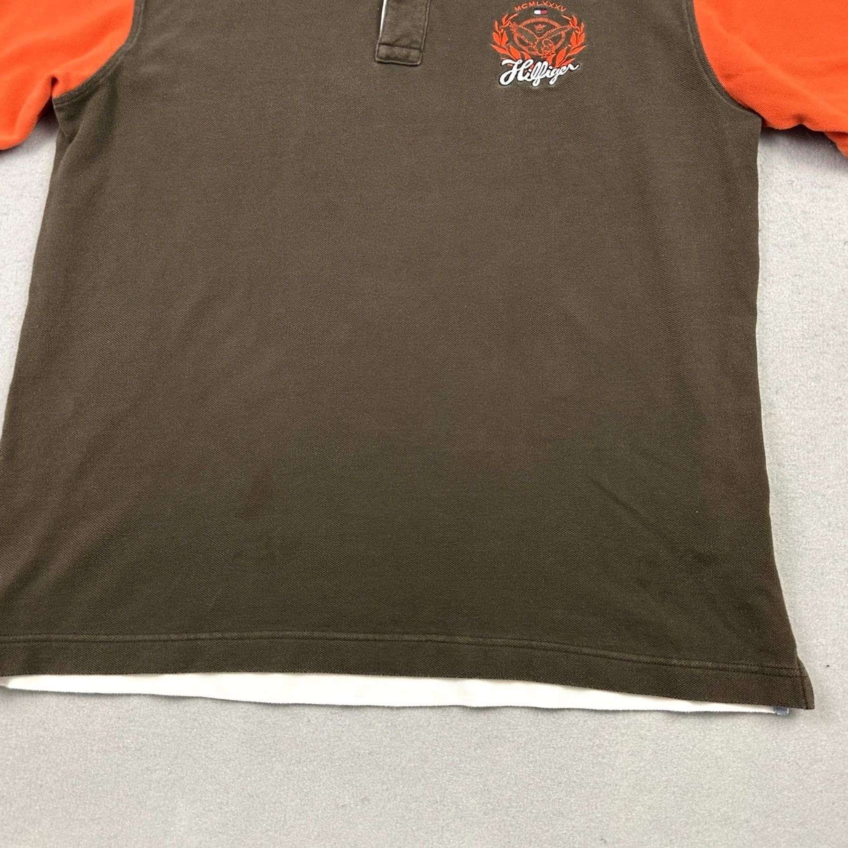 Tommy Hilfiger Vintage Tommy Hilfiger Polo Men XL Brown Orange Crest Embroidered Logo Short Sleeve Collared Button Cotton Casual Activewear Preppy Size US XL / EU 56 / 4 - 3 Thumbnail