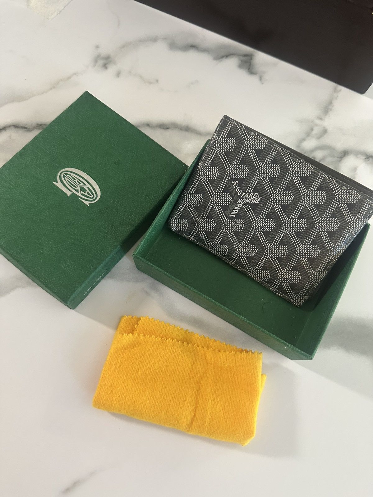Goyard Goyard Victoire Wallet Grey Size ONE SIZE - 1 Thumbnail