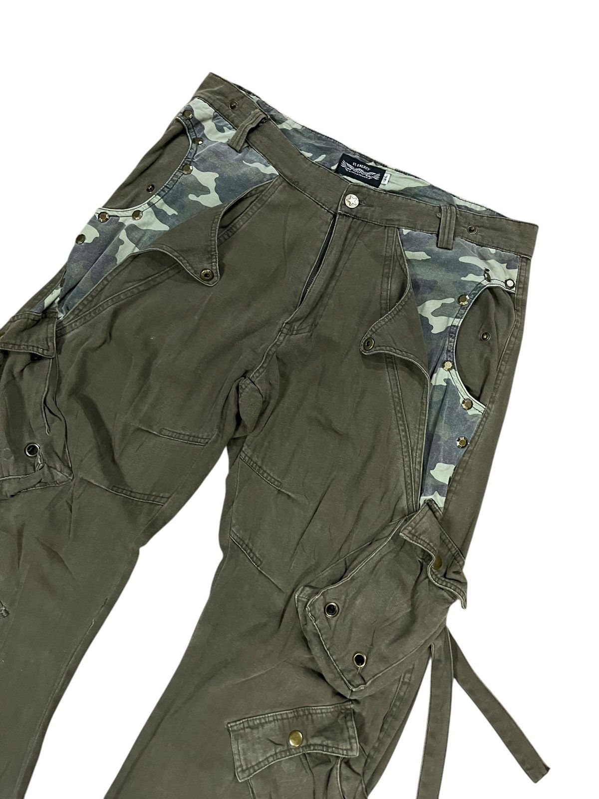 Japanese Brand Vintage Studded Cargo Bondage Military Green Size US 34 / EU 50 - 2 Thumbnail