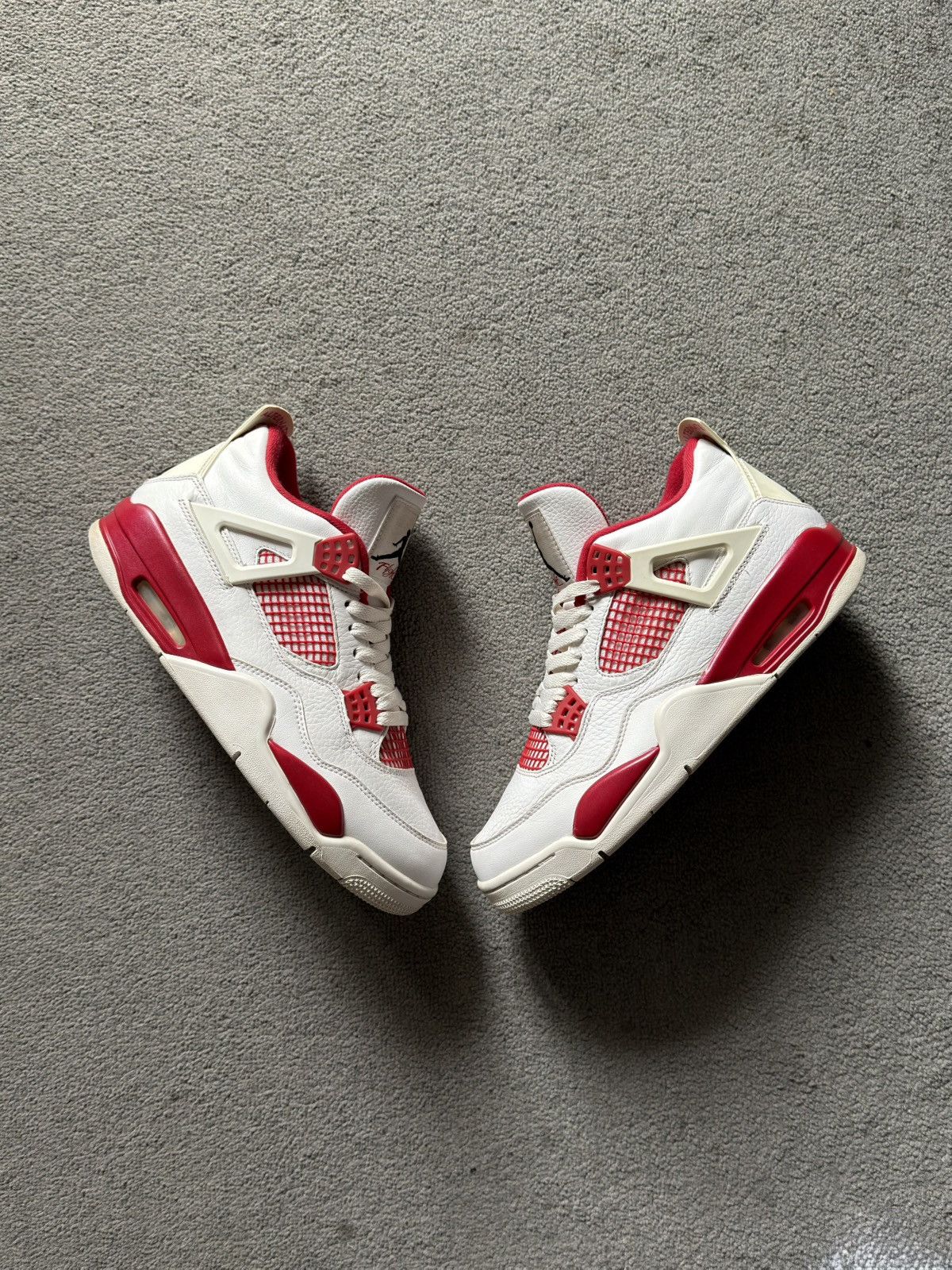 Jordan Brand Air Jordan 4 Retro Alternate 89 Released in 2015 Size US 9 / EU 42 - 1 Thumbnail