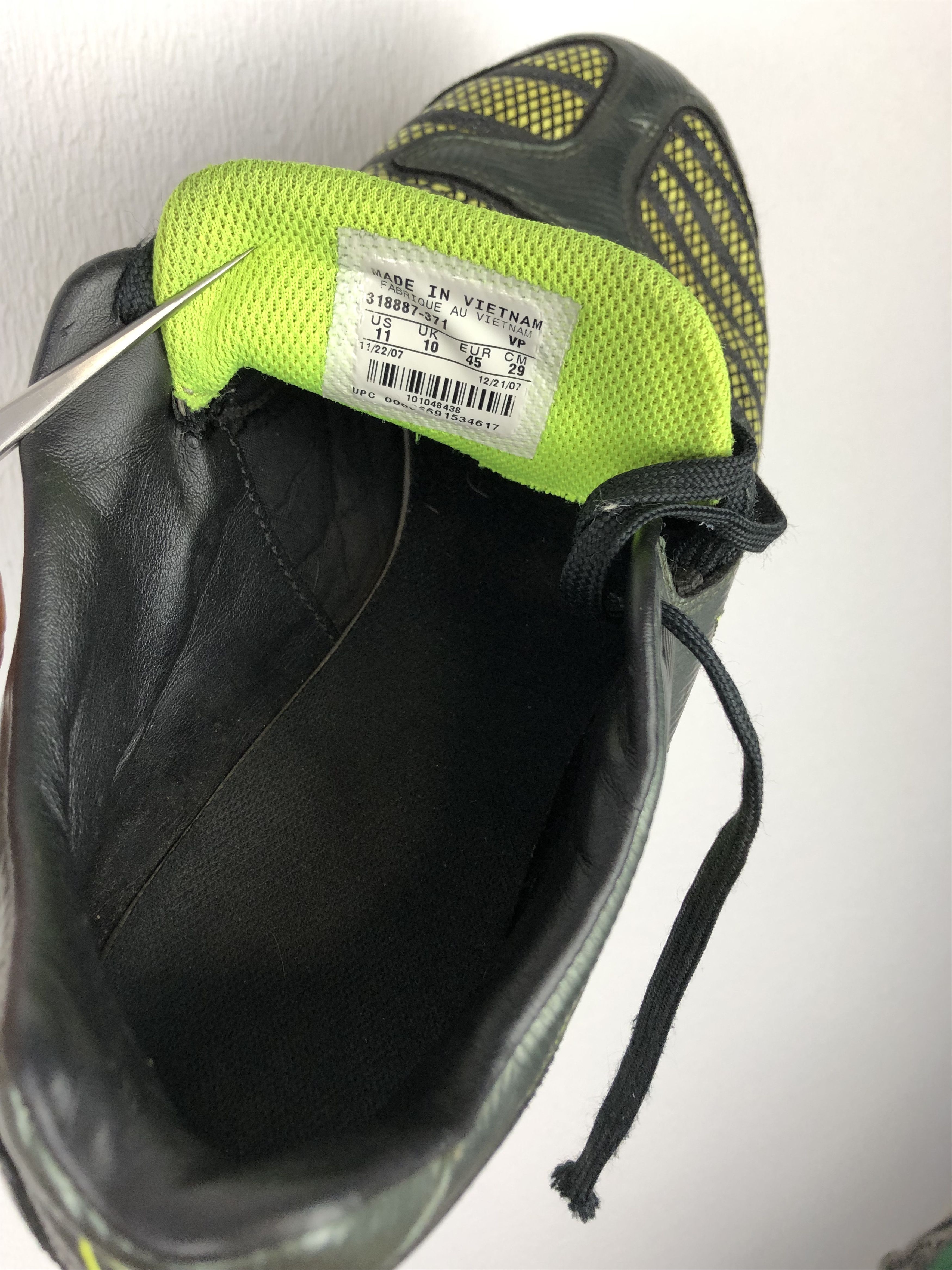Nike × Vintage Vintage 2007 Nike Total 90 Football Boots Soccer Cleats Size US 11 / EU 44 - 7 Thumbnail