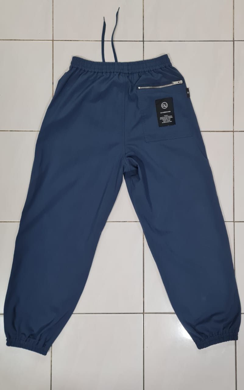 GU × Undercover GU X UNDERCOVER MULTI POCKETS JOGGERS PANTS Size US 30 / EU 46 - 1 Thumbnail