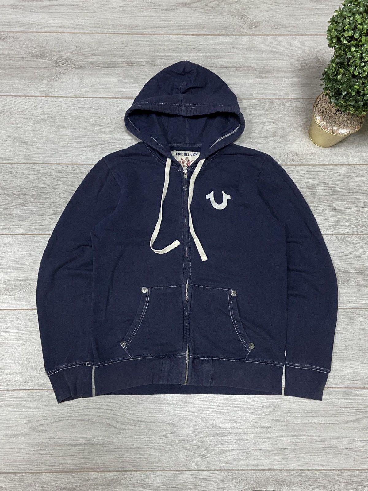 True Religion True Religion big logo Buddha vintage stitched hoodie horse Size US M / EU 48-50 / 2 - 1 Thumbnail