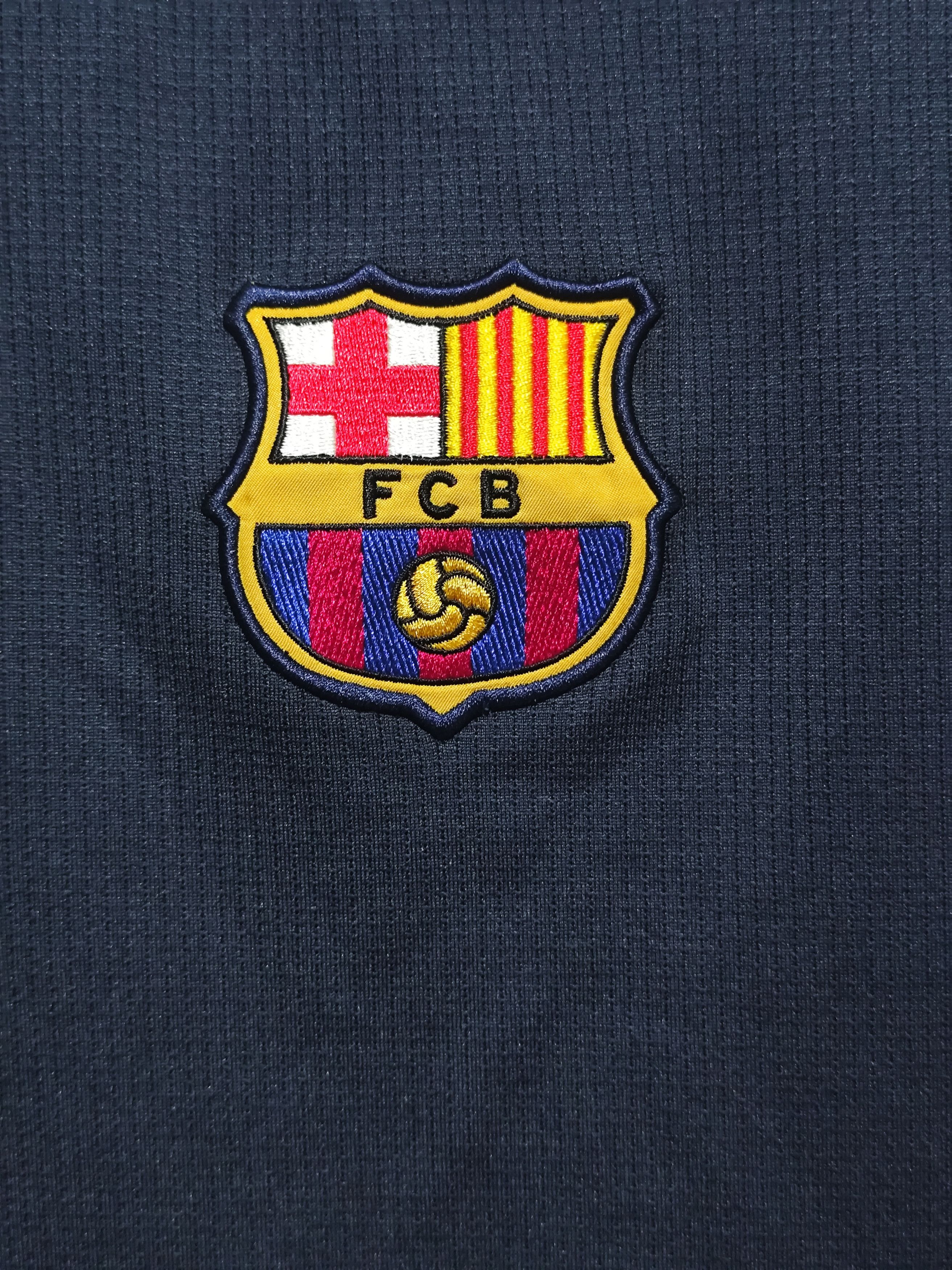 Nike BARCELONA x NIKE 2004/05 TRAINING SLEEVELESS XTRA BIG SIZE Size US XXL / EU 58 / 5 - 4 Thumbnail