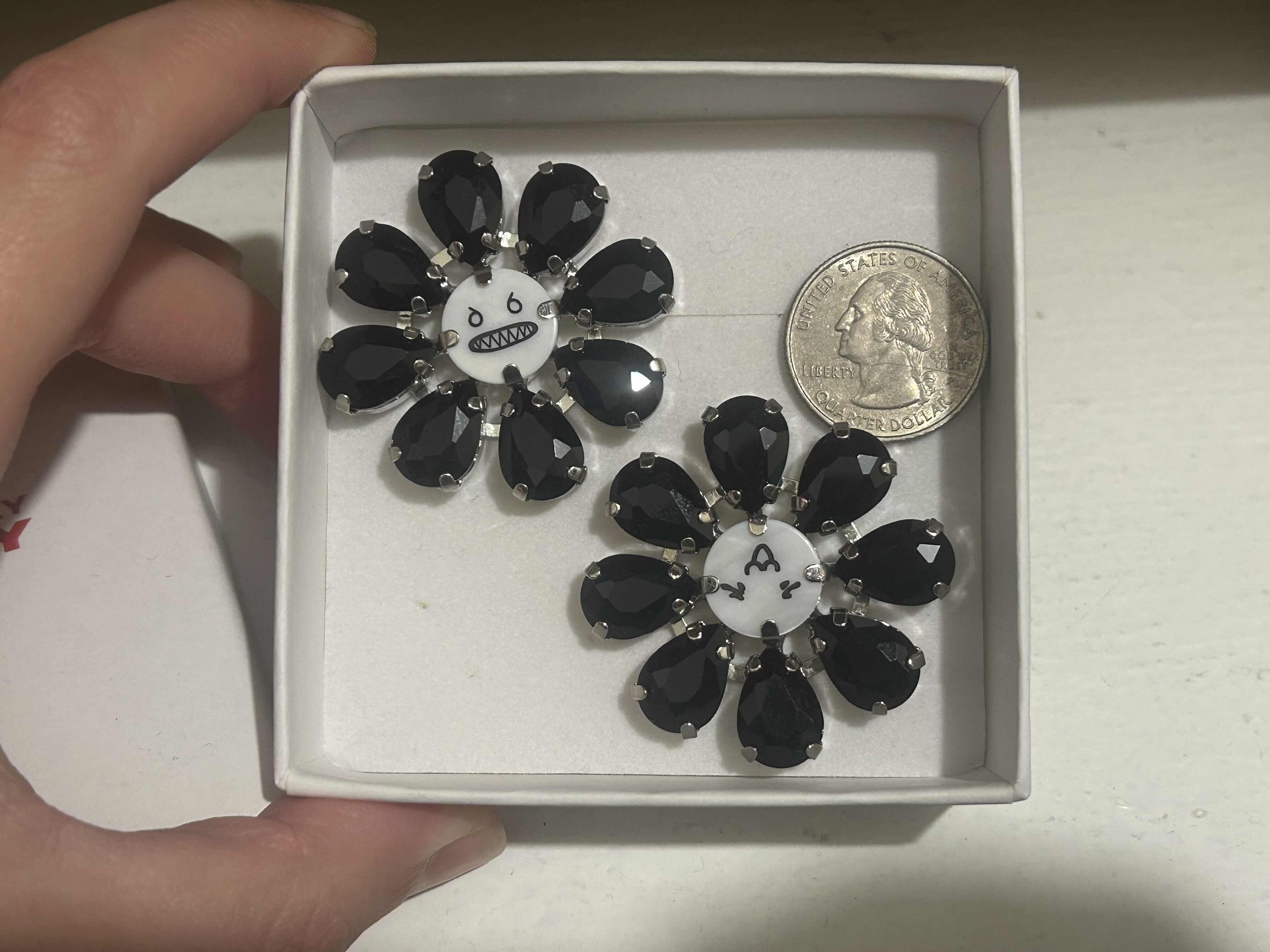 Charles Jeffrey LOVERBOY Black & SIlver Crazy Daisy Earrings Size ONE SIZE - 1 Thumbnail