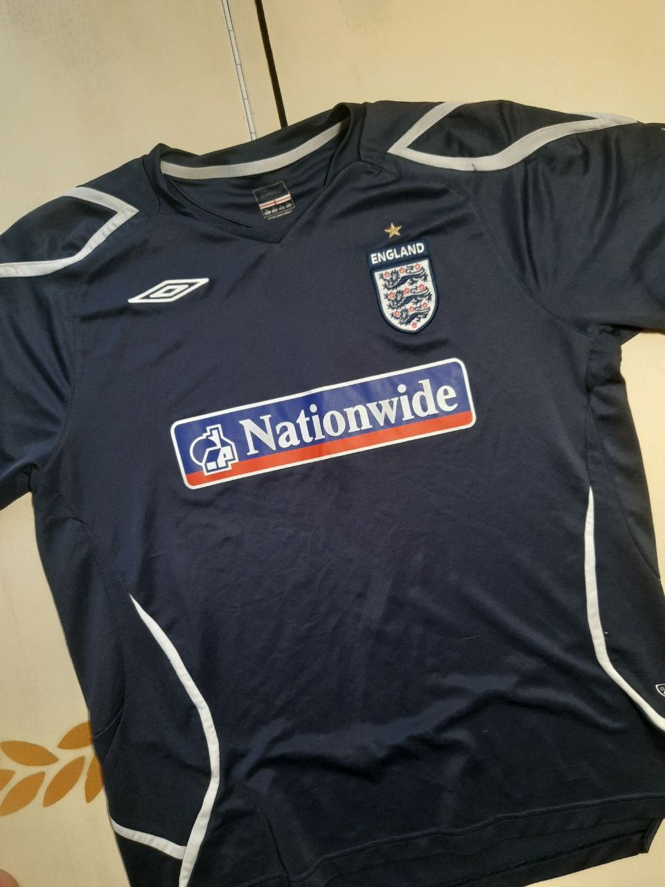 Umbro Umbro England Jersey 2006-2007 Size US XL / EU 56 / 4 - 6 Thumbnail