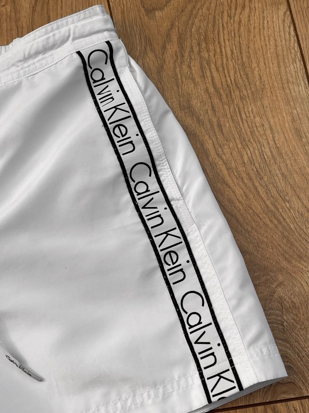 Calvin Klein Vintage Y2K CALVIN KLEIN Swimwear Swimming Shorts Streetwear Size US 32 / EU 48 - 2 Thumbnail