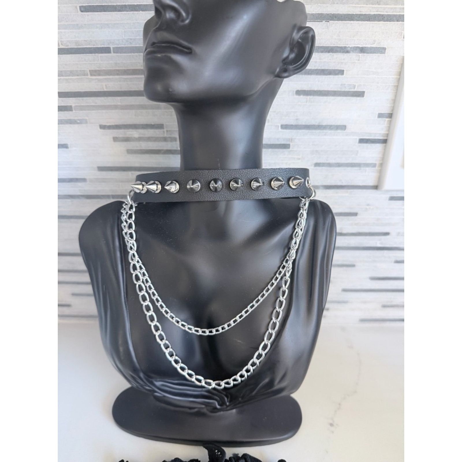Other Black Studded Leather Choker + mesh arm warmers Size ONE SIZE - 1 Thumbnail