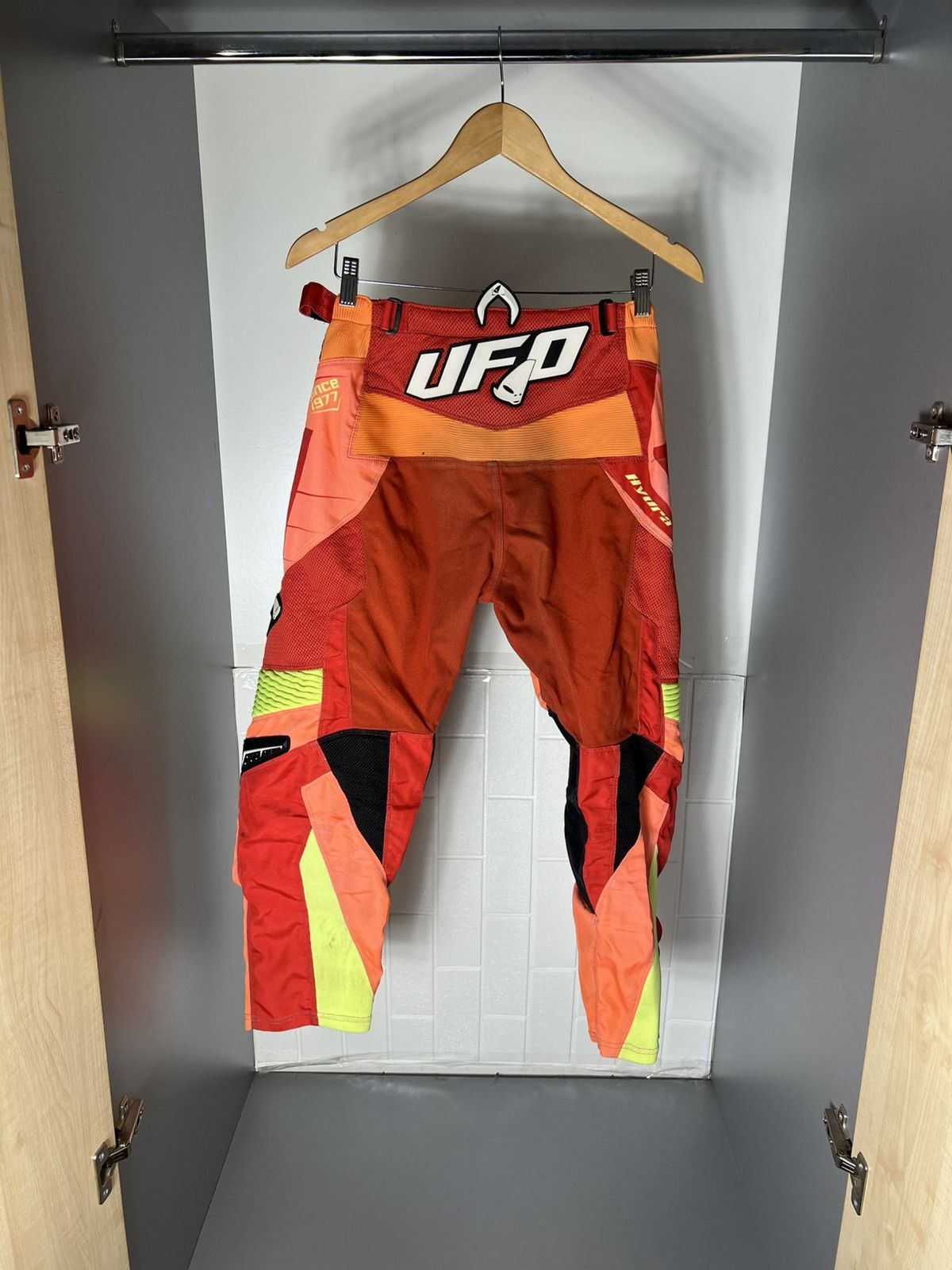 Fox Racing VINTAGE UFO PLAST MOTORCYCLE RACING PANTS BIKE RETRO Y2K 90s Size US 28 / EU 44 - 16 Thumbnail