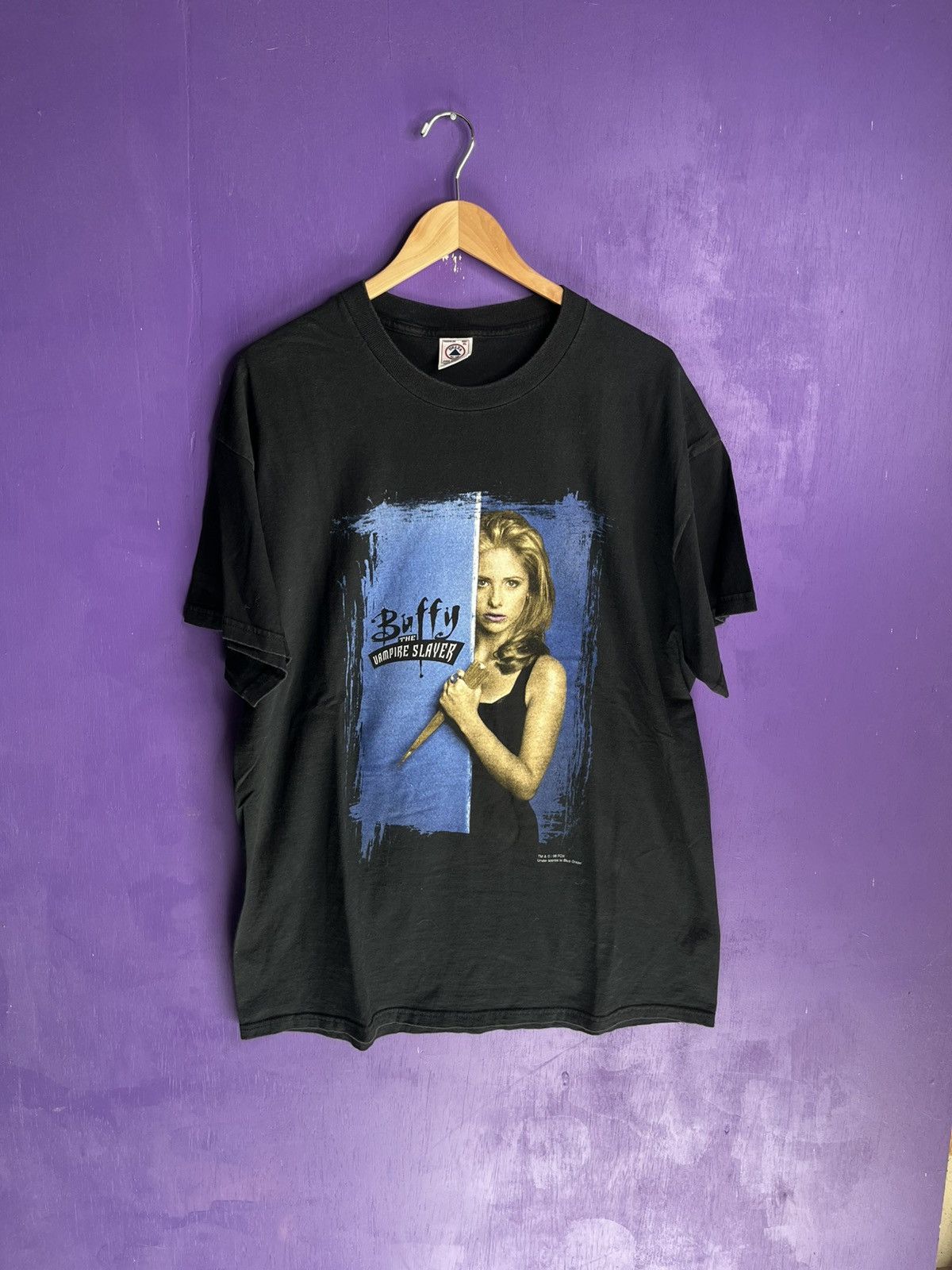 Vintage Vintage 1998 Buffy the vampire tv show t-shirt Size US XL / EU 56 / 4 - 1 Thumbnail