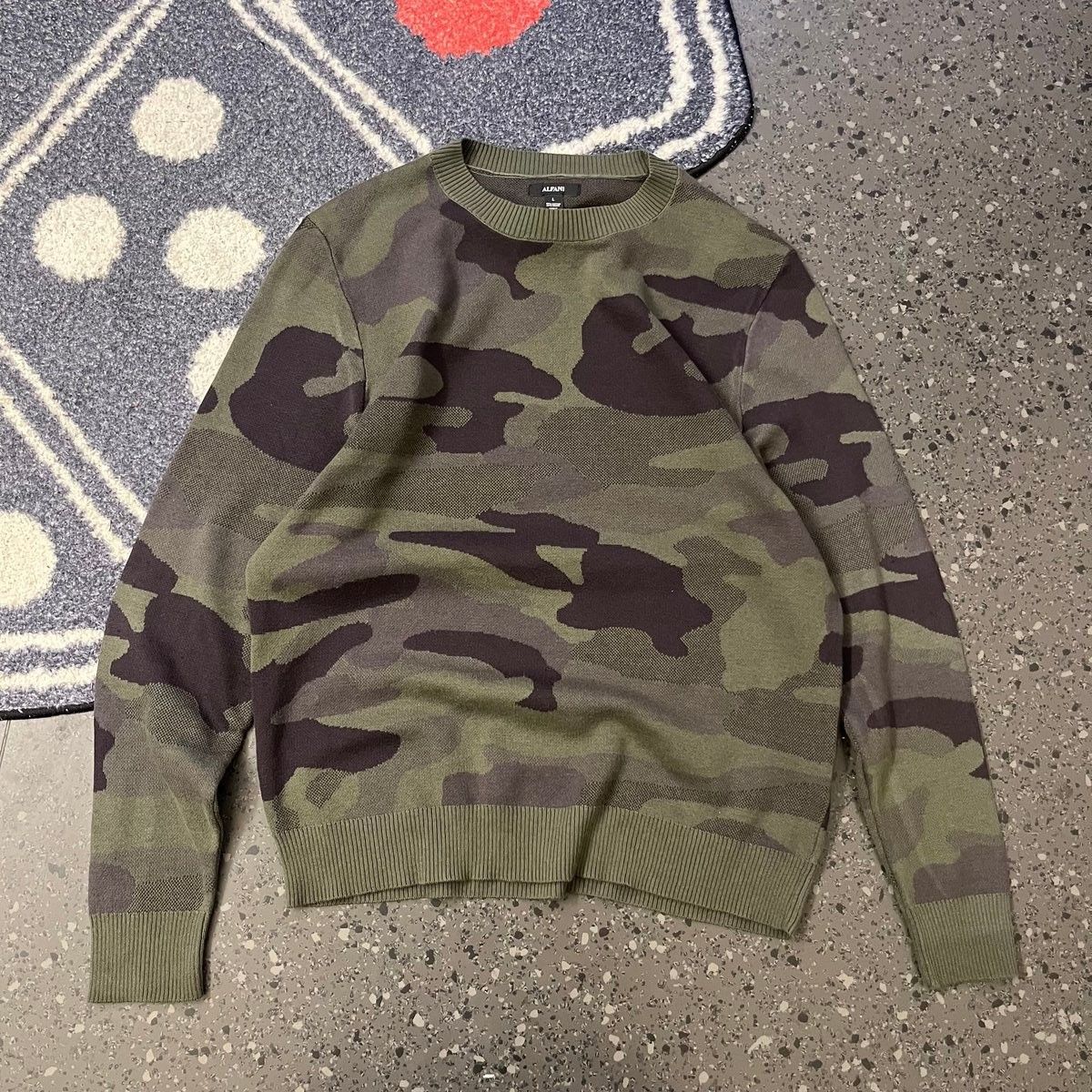 Alfani Alfani Camo Knit Crewneck Sweater - Modern Tactical Style Size US L / EU 52-54 / 3 - 1 Thumbnail