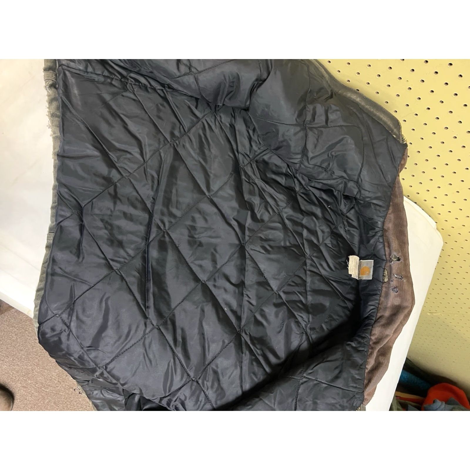 Carhartt VINTAGE Carhartt J22 Jacket LT Green Cotton Canvas Quilted Workwear Large Mens Winter Distressed Thrashed Logo Size US L / EU 52-54 / 3 - 3 Thumbnail