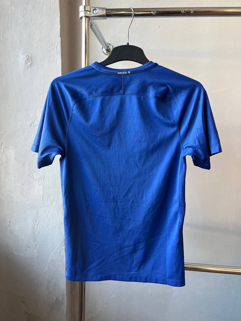 Nike 2017/18 CHELSEA FC HOME SOCCER JERSEY FOOTBALL SHIRT SIZE S Size US S / EU 44-46 / 1 - 14 Thumbnail