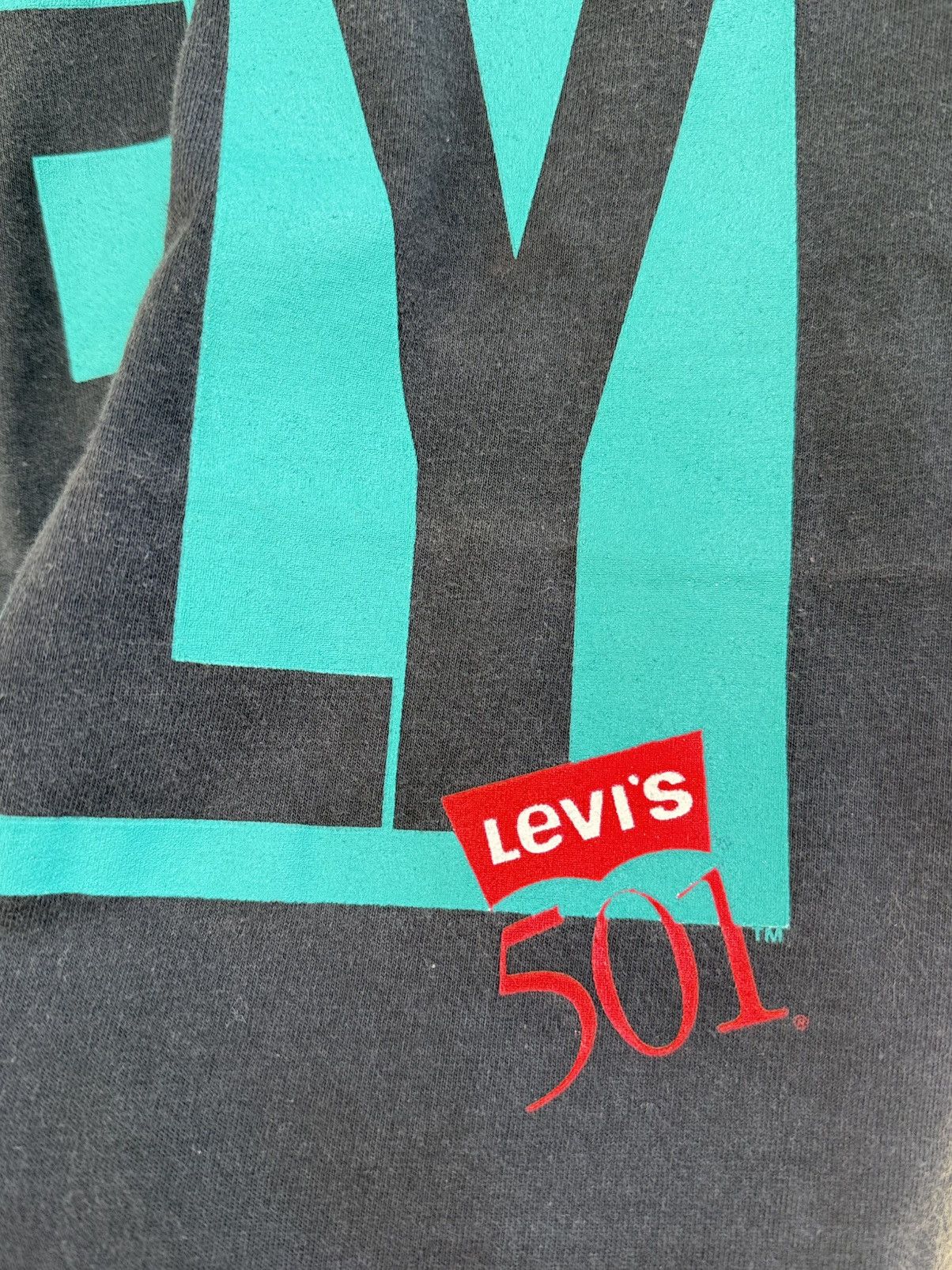 Levi's Vintage Clothing Thrashed Vintage 90s Levis Button Your Fly Faded Tee Size US L / EU 52-54 / 3 - 3 Thumbnail