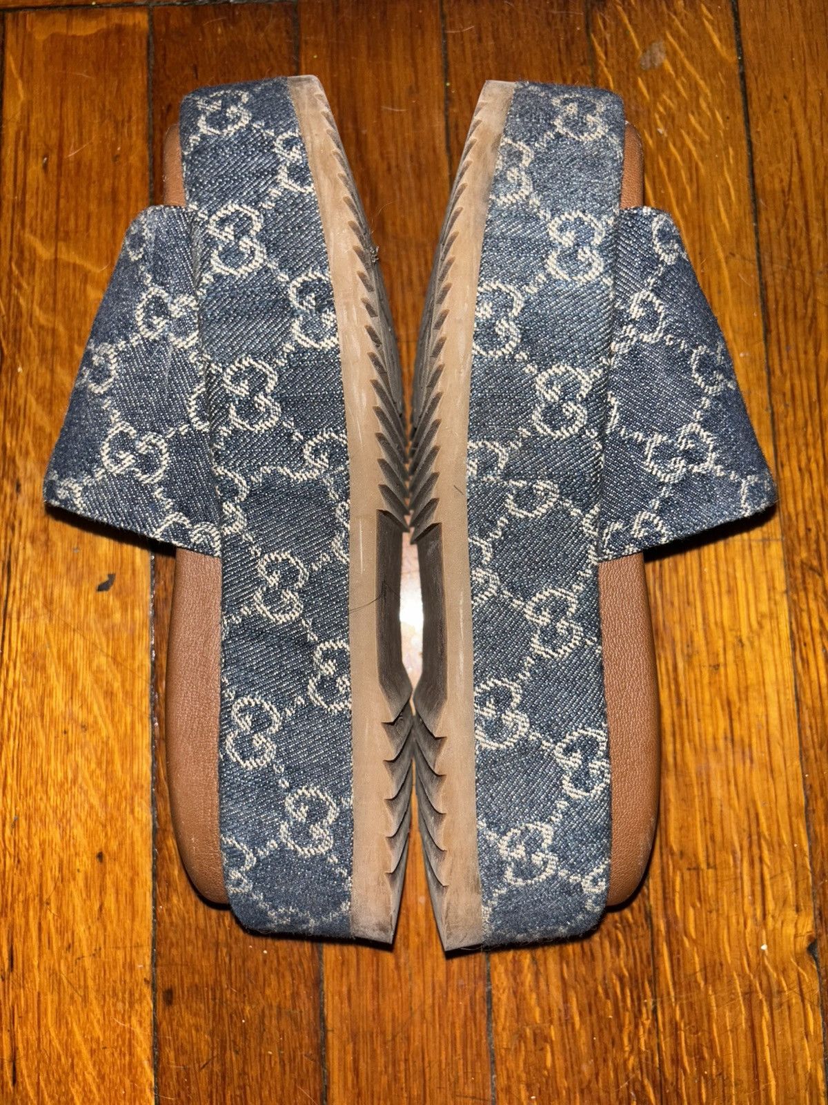 Gucci Gucci Women's Angelina Platform Slide Sandals GG Denim Size US 4 / IT 34 - 3 Thumbnail