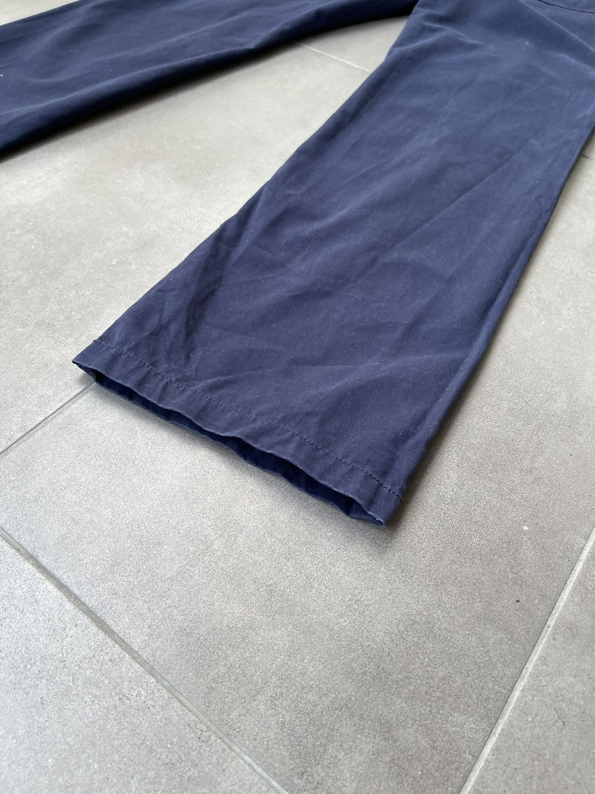 Saint Laurent Paris Yves Saint Laurent Pour Homme Navy Denim Casual Pants Size US 34 / EU 50 - 11 Thumbnail