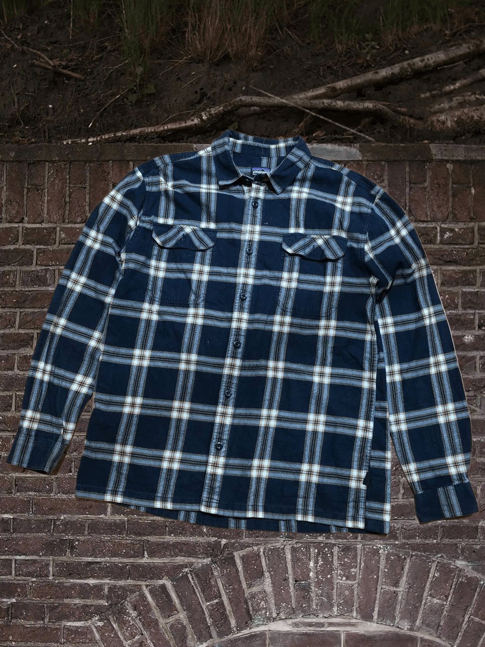 Patagonia Patagonia Shirt Plaid Organic Cotton Lightweight Pockets Size US L / EU 52-54 / 3 - 1 Thumbnail