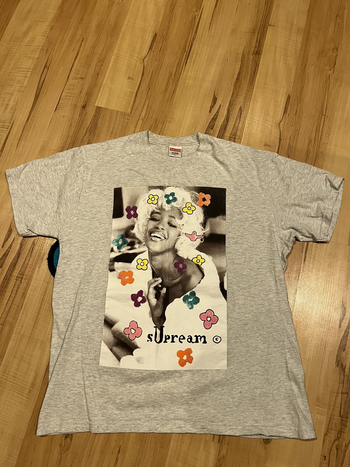 Supreme Supreme Naomi Tee Ash Grey Size US M / EU 48-50 / 2 - 2 Thumbnail