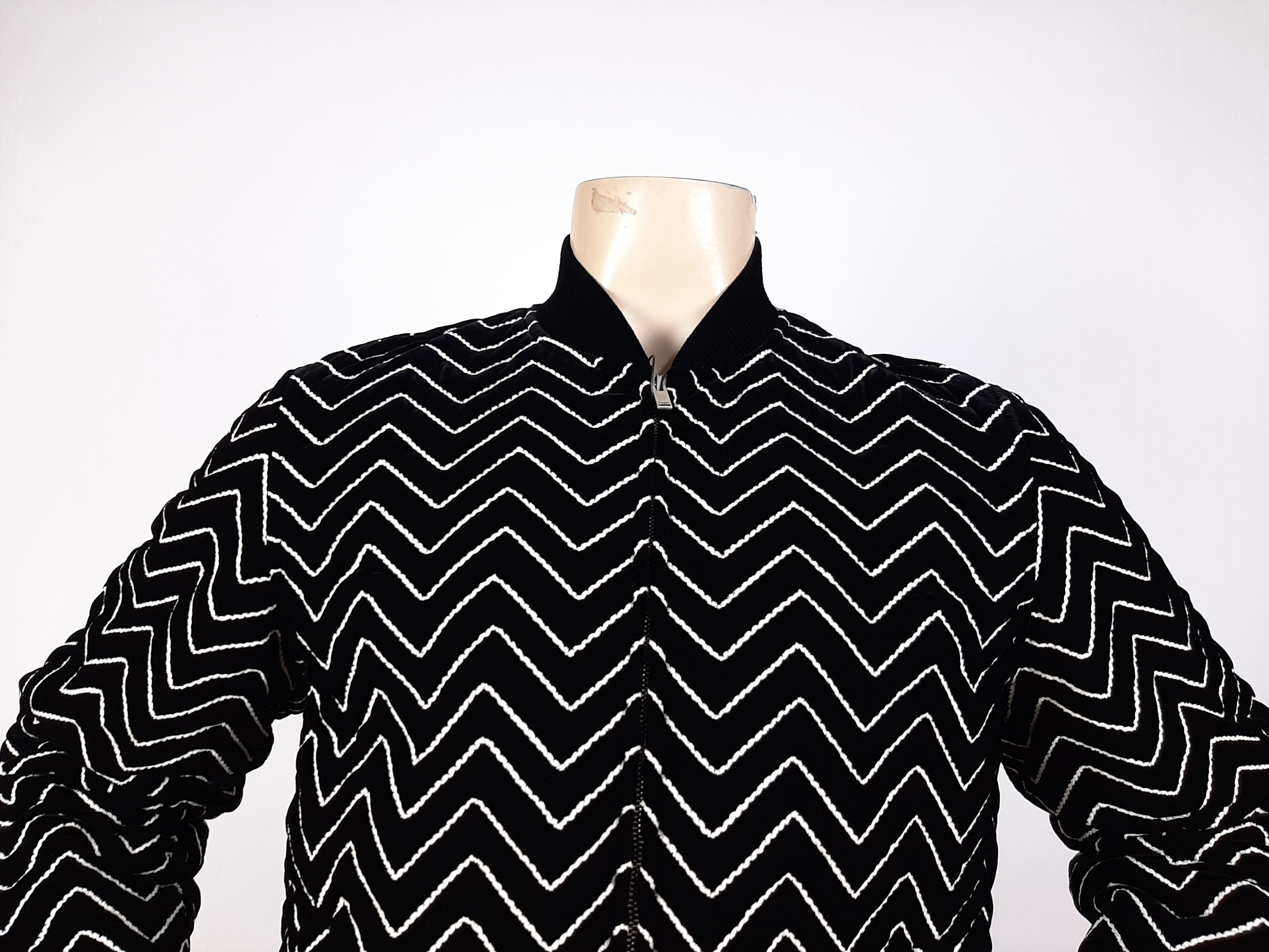 Saint Laurent Paris Saint Laurent Zig Zag Print Bomber Black Men's Size IT 48 M Size US M / EU 48-50 / 2 - 9 Thumbnail