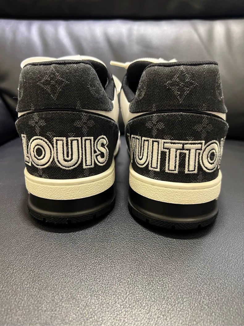 Louis Vuitton Louis Vuitton Trainer Black and White Velcro shoes Size US 9 / EU 42 - 6 Thumbnail