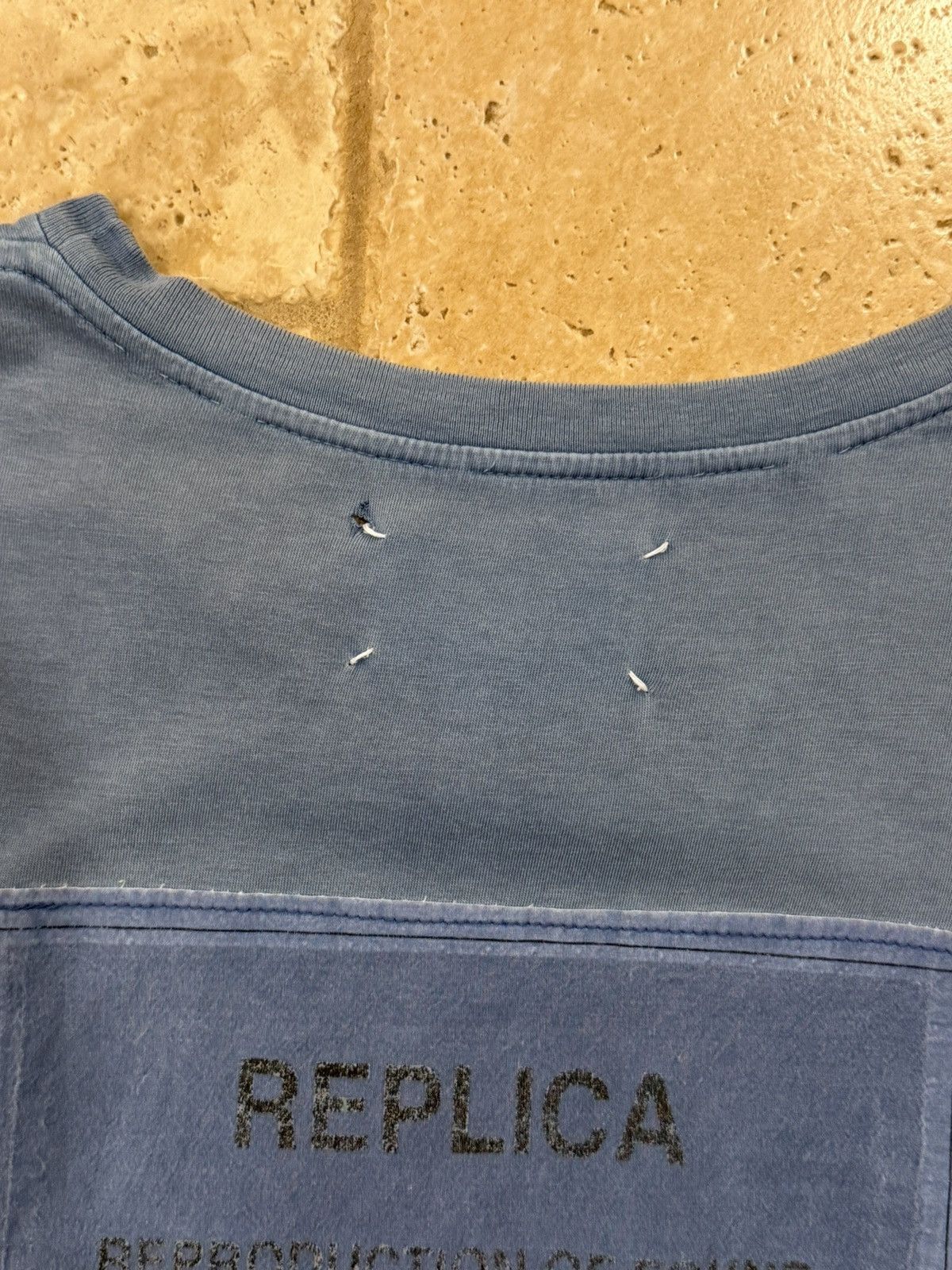Maison Margiela Maison Margiela Replica Logo Faded Blue Oversized T-Shirt Size US S / EU 44-46 / 1 - 15 Thumbnail