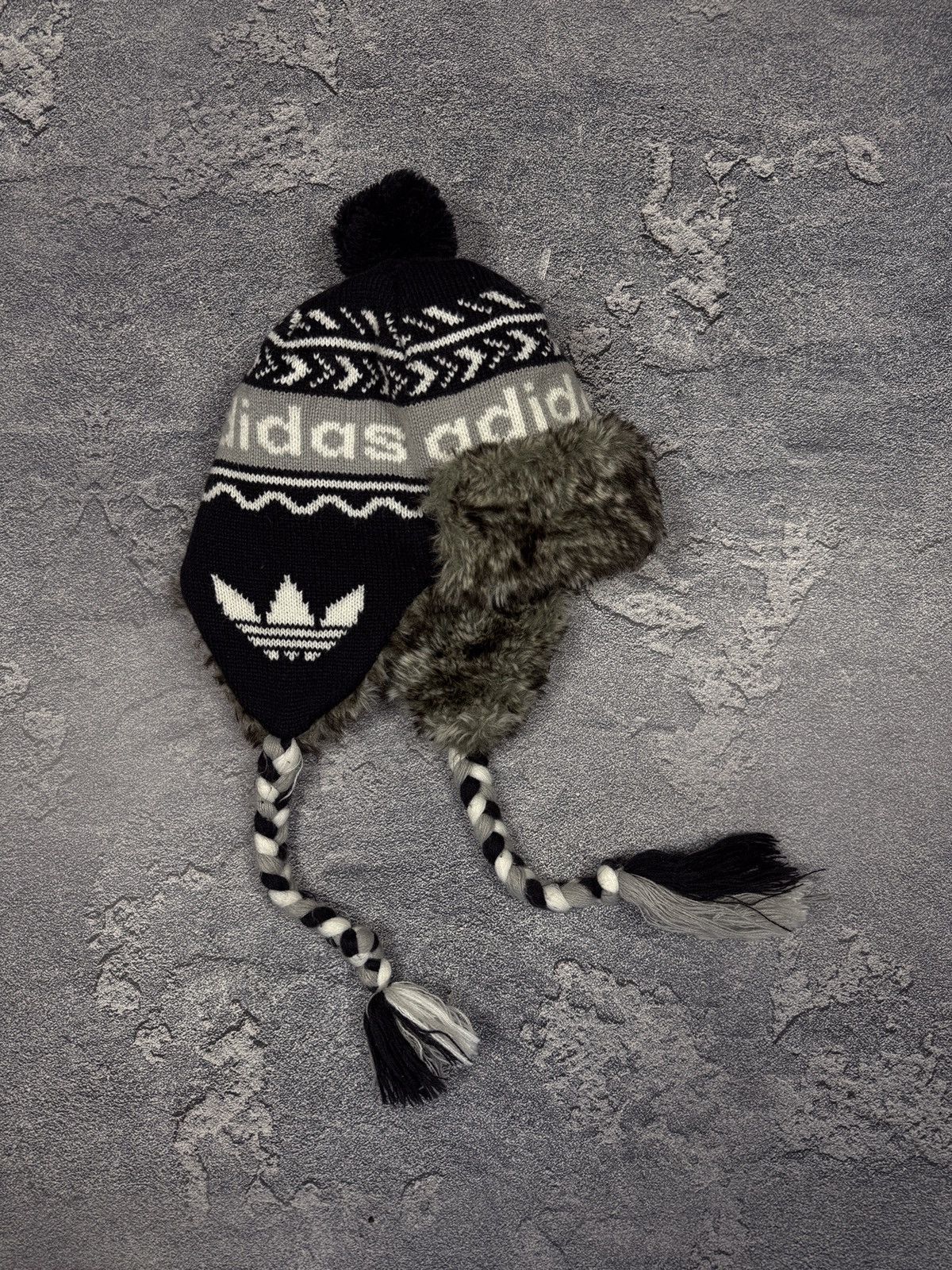 Adidas × Vintage Vintage Adidas Ushanka Travisstyle Y2K Hat Size ONE SIZE - 2 Thumbnail