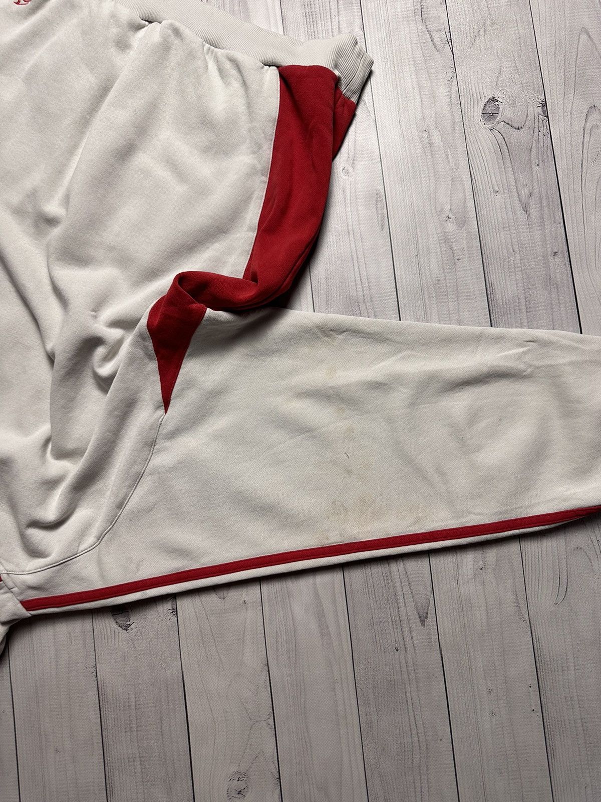 Adidas × Vintage Vintage Liverpool adidas soccer hoodie size L Size US L / EU 52-54 / 3 - 8 Thumbnail