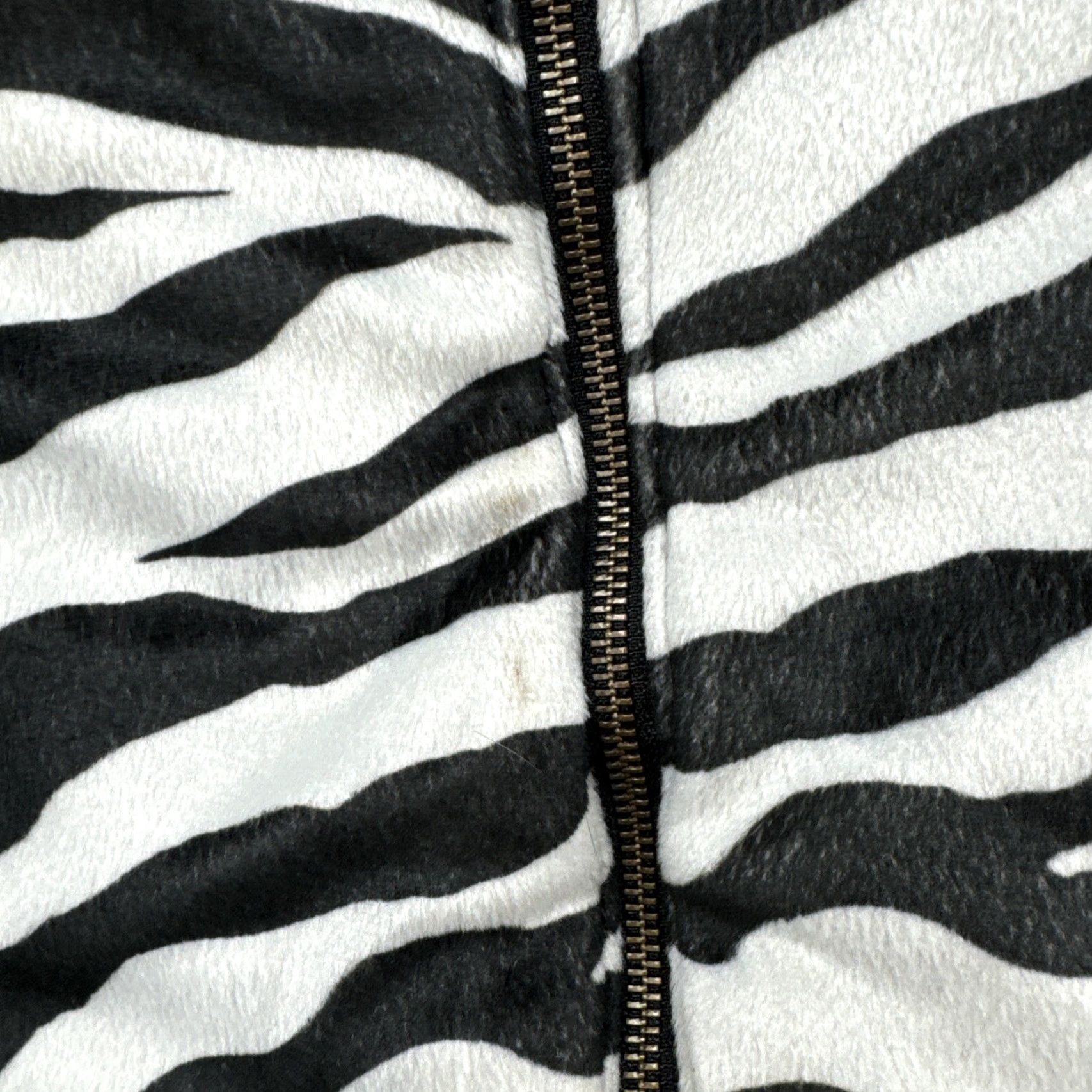 Vintage Cowgirl Tuff Western Vest Reversible Zebra Fleece Black Canvas Size Large Women Sleeveless Zip Pockets Logo Size L / US 10 / IT 46 - 3 Thumbnail
