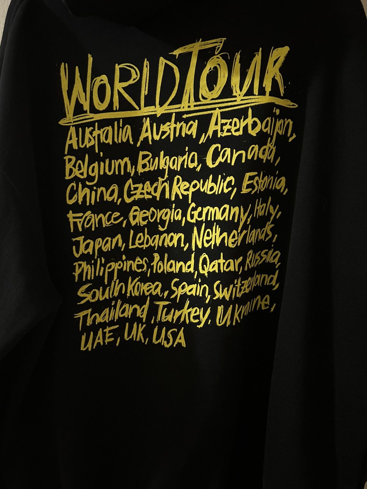Vetements Vetements World Tour Life After Death Hoodie *RARE* Size US M / EU 48-50 / 2 - 4 Thumbnail