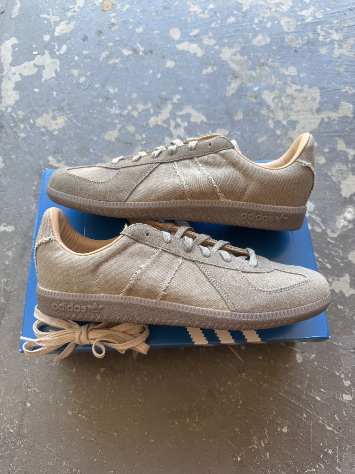 (RARE) Adidas BW ARMY Pebble sz 12 NEW