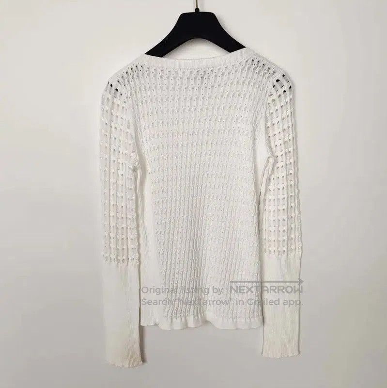 Louis Vuitton Louis Vuitton White Knit Sweater for Women . Size M / US 6-8 / IT 42-44 - 2 Thumbnail