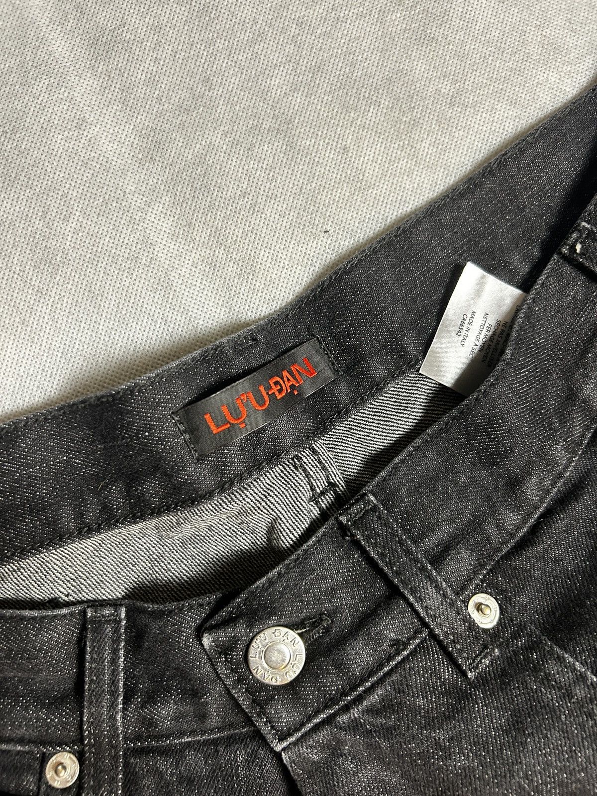 LUU DAN Black Luudan Jean Shorts Size US 36 / EU 52 - 2 Thumbnail