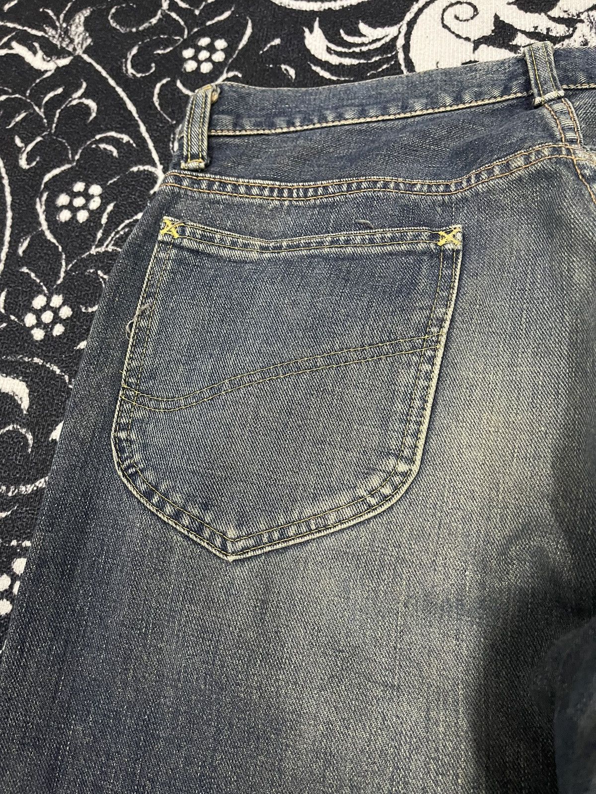 Lee 80s LEE RIDERS RARE ONESIDE SALVADGE DISTRESSED ON TALON ZIP Size US 31 - 19 Thumbnail