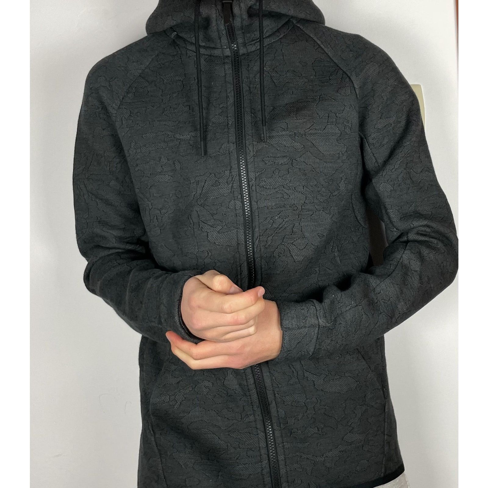 Nike Nike Tech Men Gray Cotton Long Sleeve Full Zip Hoodie Medium Size US M / EU 48-50 / 2 - 2 Thumbnail